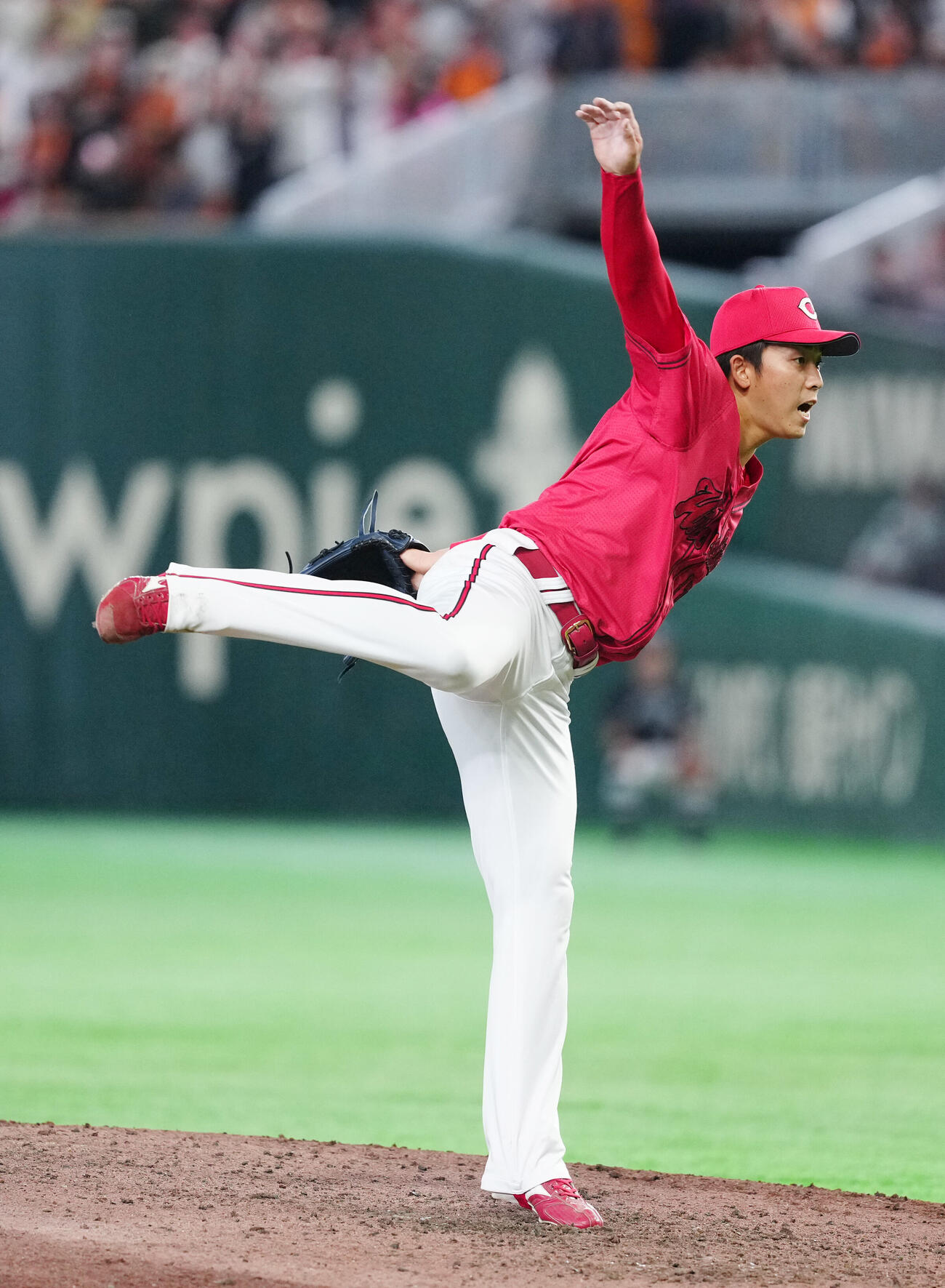 巨人対広島　広島4番手の常広羽也斗（撮影・江口和貴）
