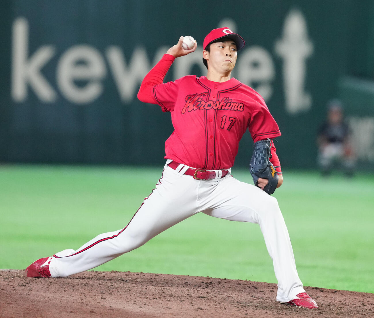 巨人対広島　広島4番手の常広羽也斗（撮影・江口和貴）