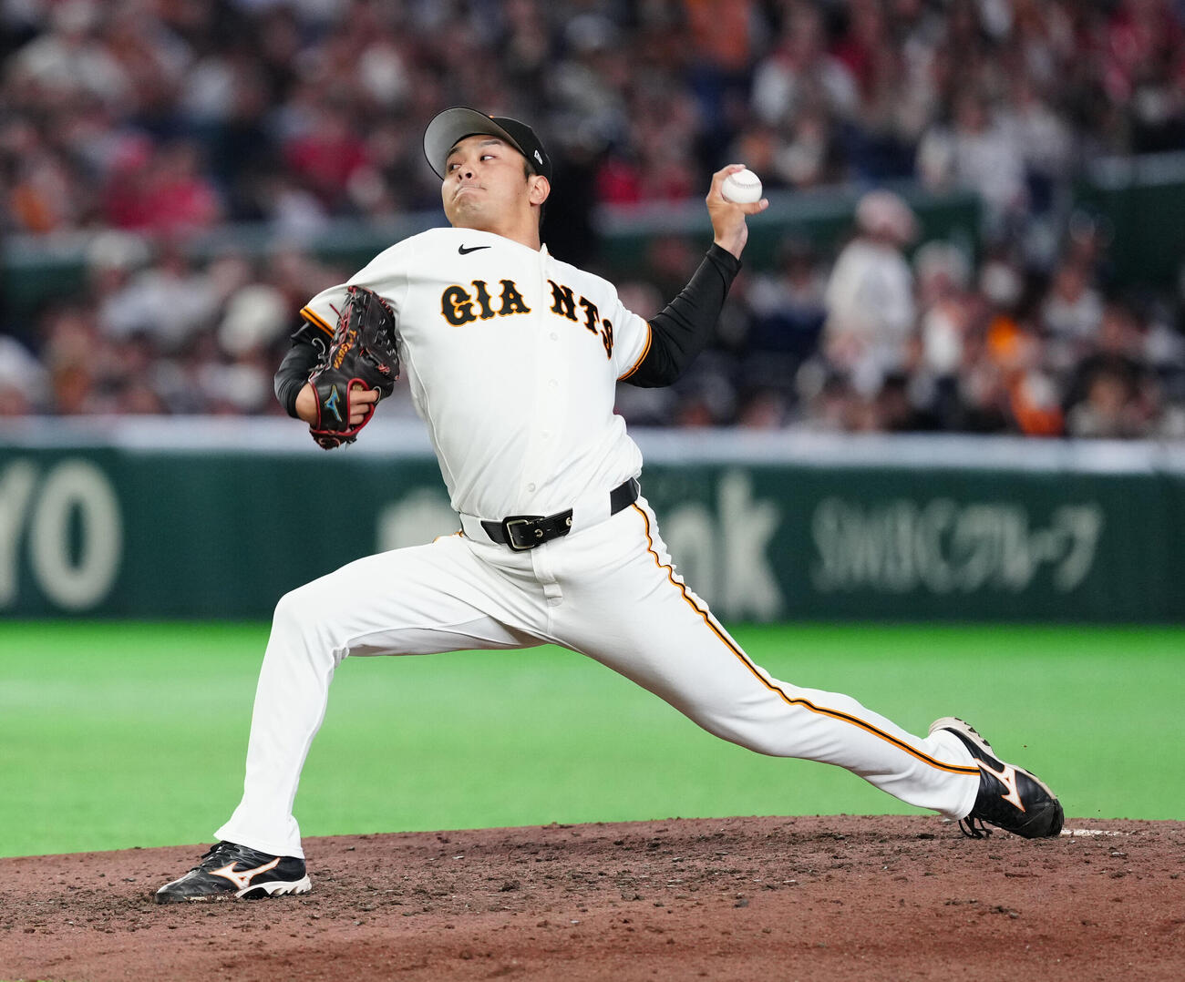 巨人対広島　巨人5番手の石川達也（撮影・江口和貴）