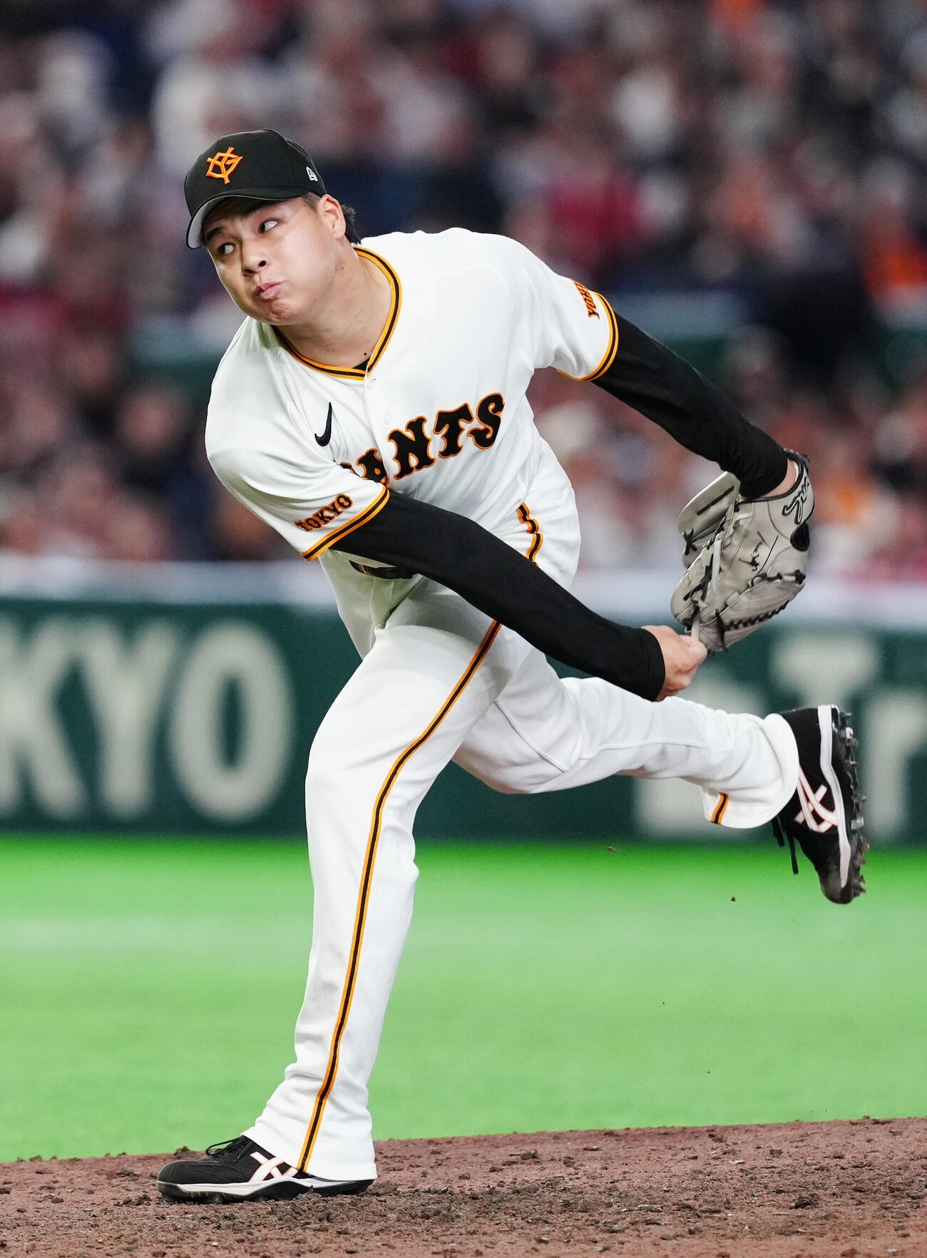 巨人対広島　巨人6番手の田和廉（撮影・江口和貴）