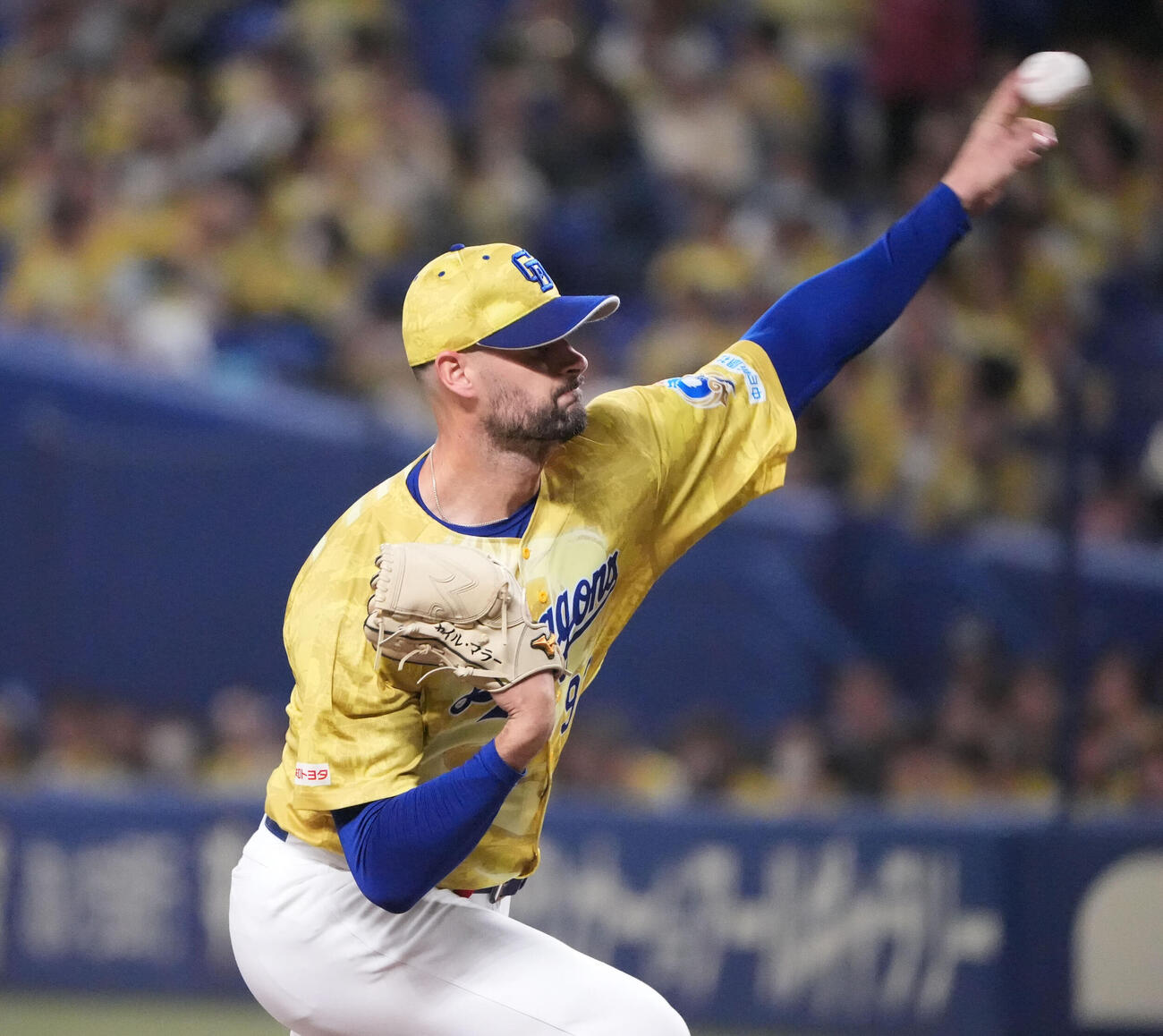 中日対DeNA 1回表、登板する中日先発のカイル・マラー（撮影・森本幸一）
