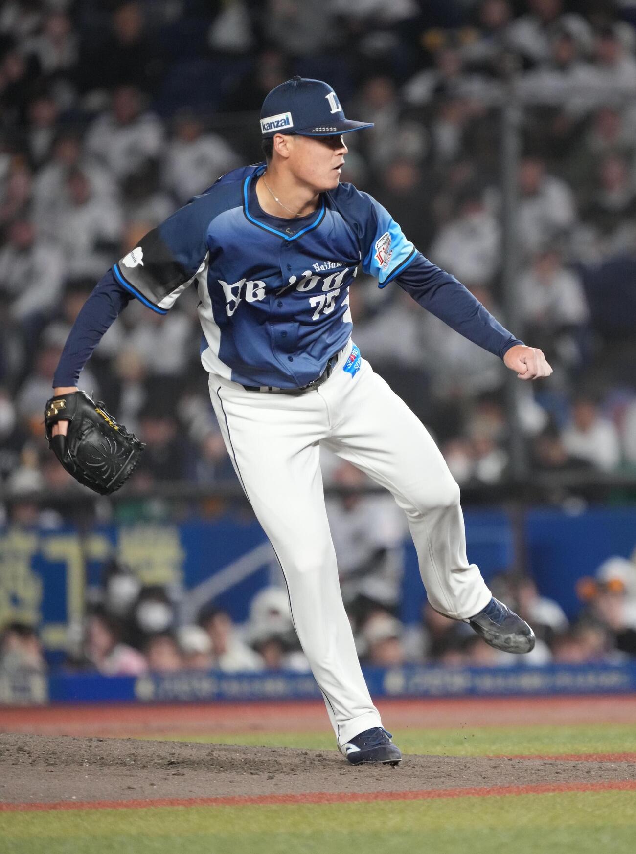 ロッテ対西武　西武先発の佐藤爽（撮影・小沢裕）