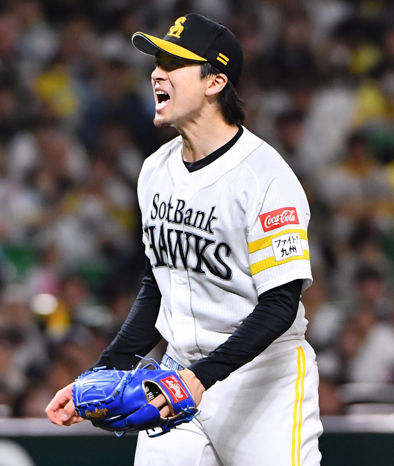 ソフトバンク対楽天　1回表楽天2死満塁、黒川史陽を空振り三振に抑え、雄たけびをあげる上沢直之（撮影・岩下翔太）