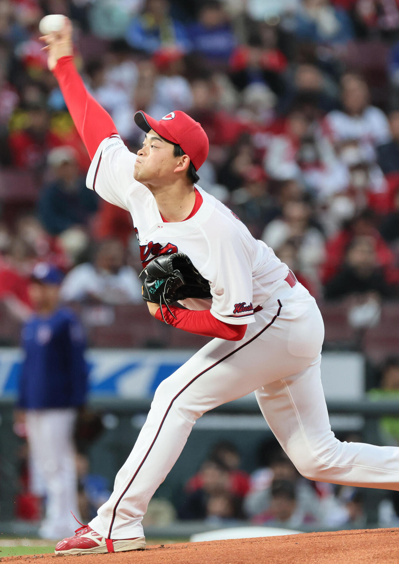 広島対中日　広島先発の岡本駿（撮影・加藤孝規）
