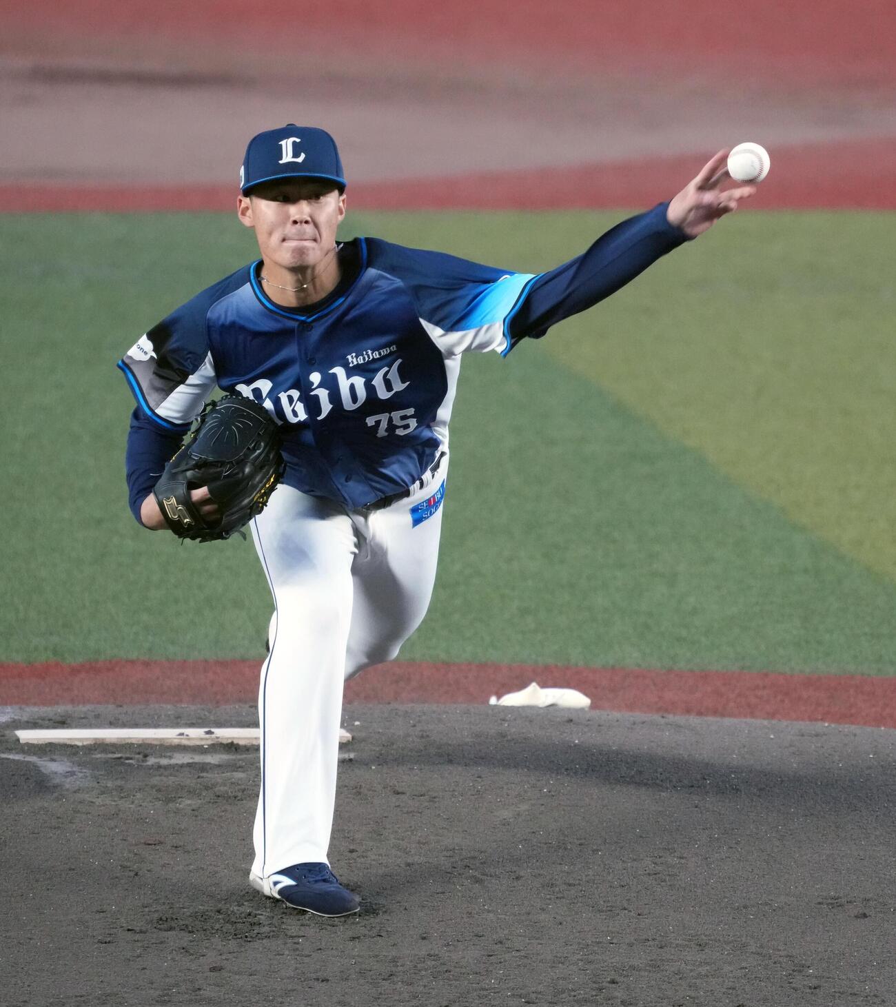 ロッテ対西武　西武先発の佐藤爽（撮影・小沢裕）