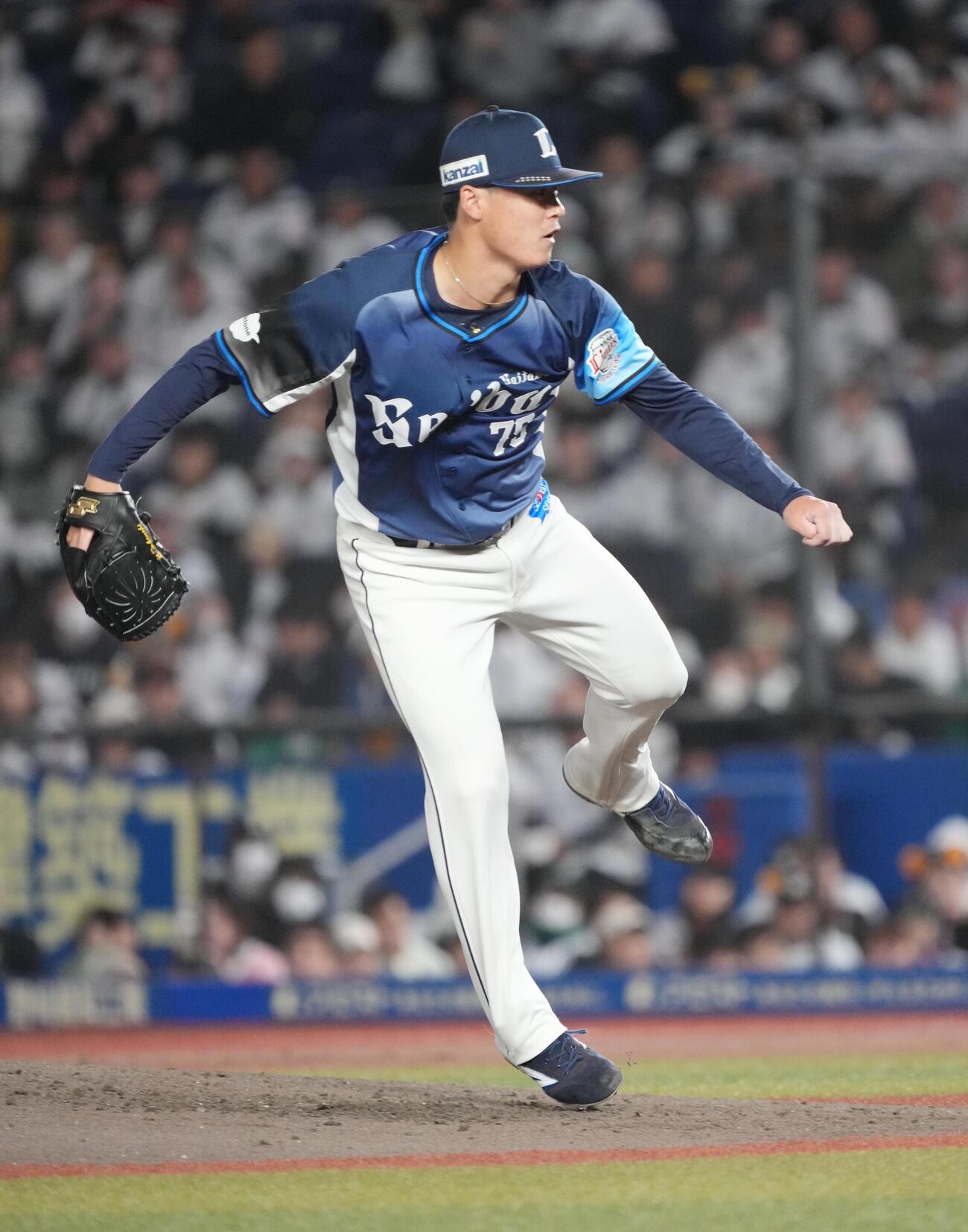 ロッテ対西武　西武先発の佐藤爽（撮影・小沢裕）