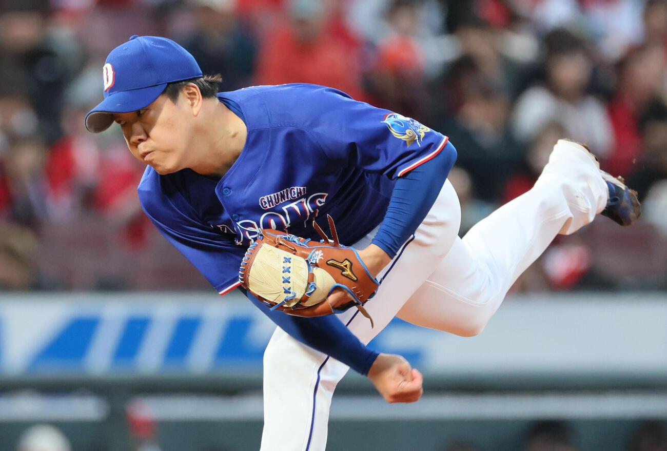 広島対中日　中日先発の柳裕也（撮影・加藤孝規）