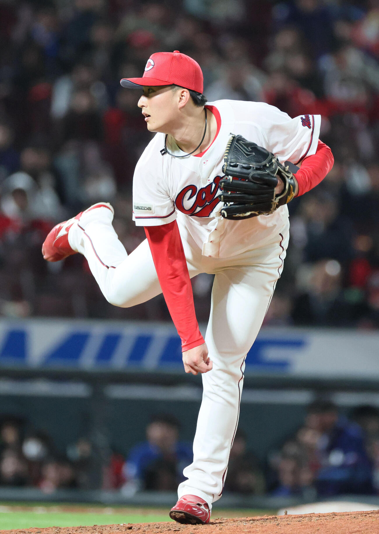 広島対中日　8回表中日、広島4番手の斉藤汰直（撮影・加藤孝規）