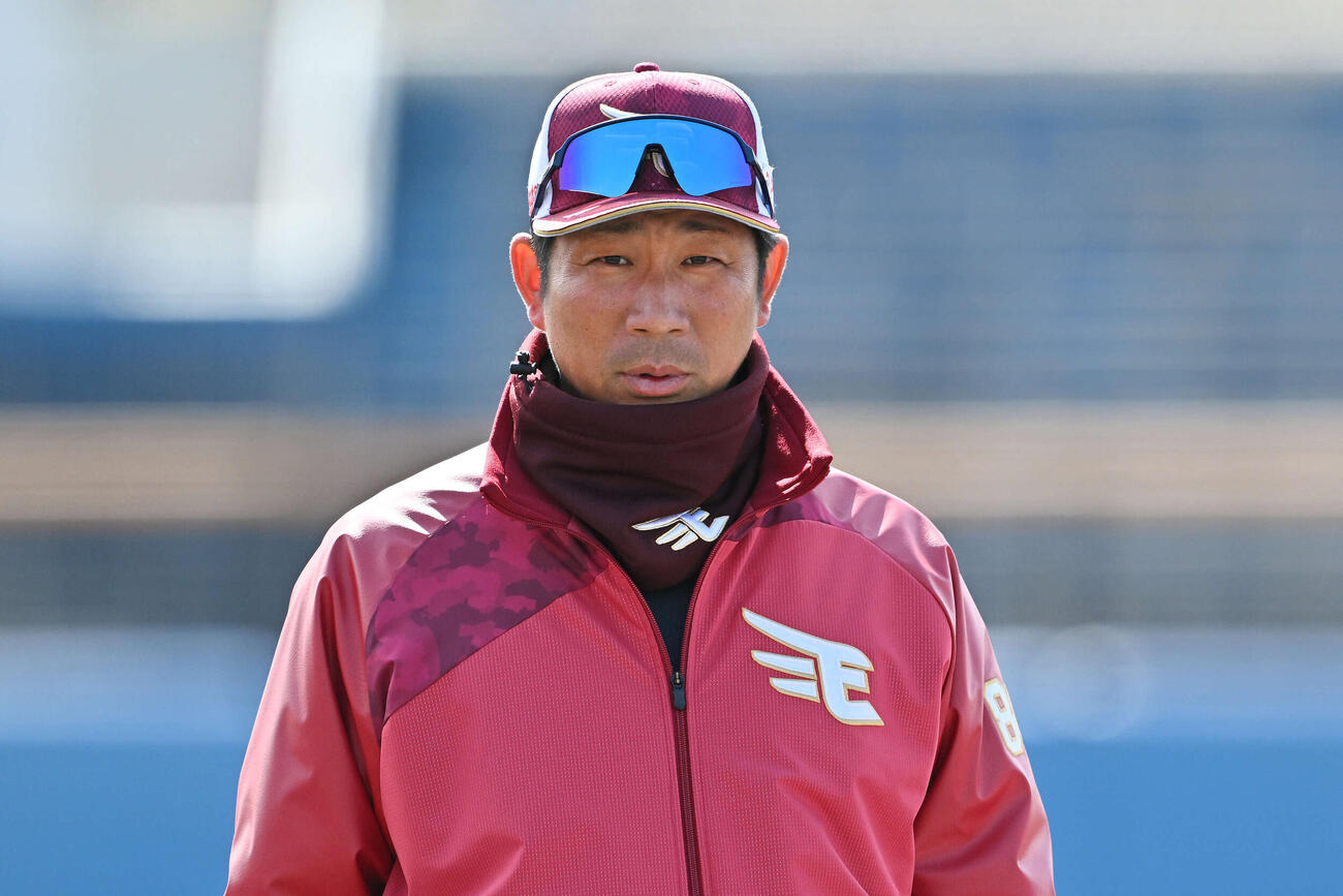 楽天塩川達也ヘッドコーチ＝2026年3月撮影