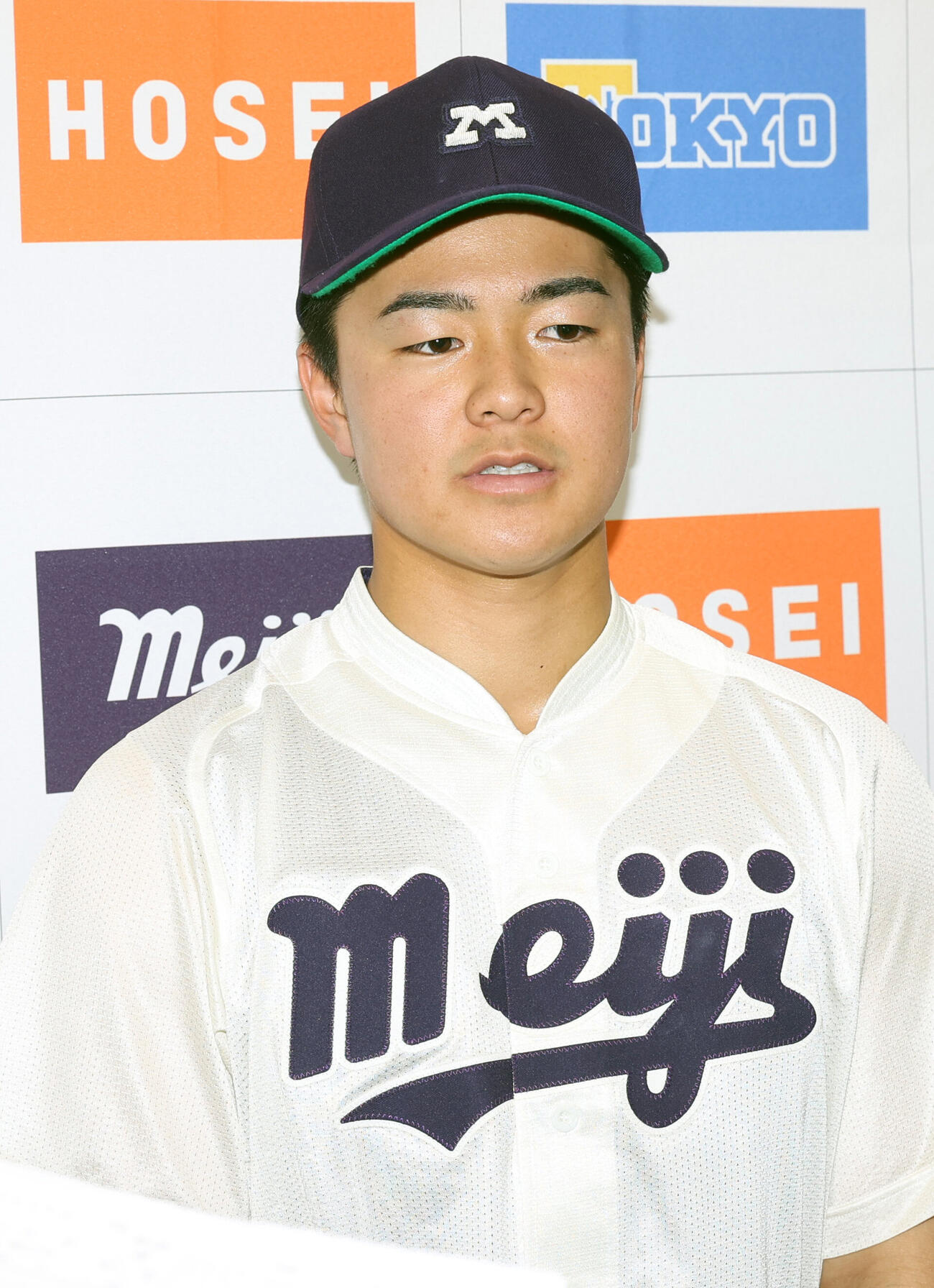 東京6大学野球　立大対明大　2安打した明大・為永皓は会見する（撮影・柴田隆二）