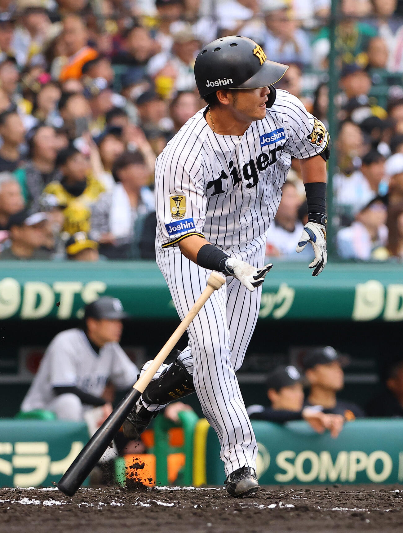 阪神対巨人　7回裏阪神1死一、二塁、小野寺暖は適時打を放つ（撮影・上田博志）