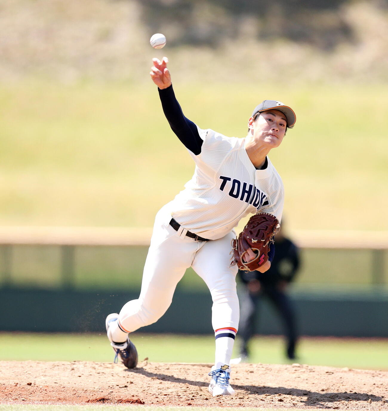 仙台6大学野球春季リーグ　東北福祉大対仙台大　先発の東北福祉大・猪俣