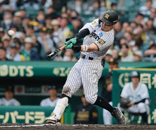 【とっておきメモ】阪神佐藤輝明は…もしかしたら「巨人の星」だったかも　背番号８との縁