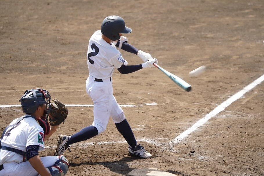 浜松南の栗田は4回に勝ち越し2点打を放った