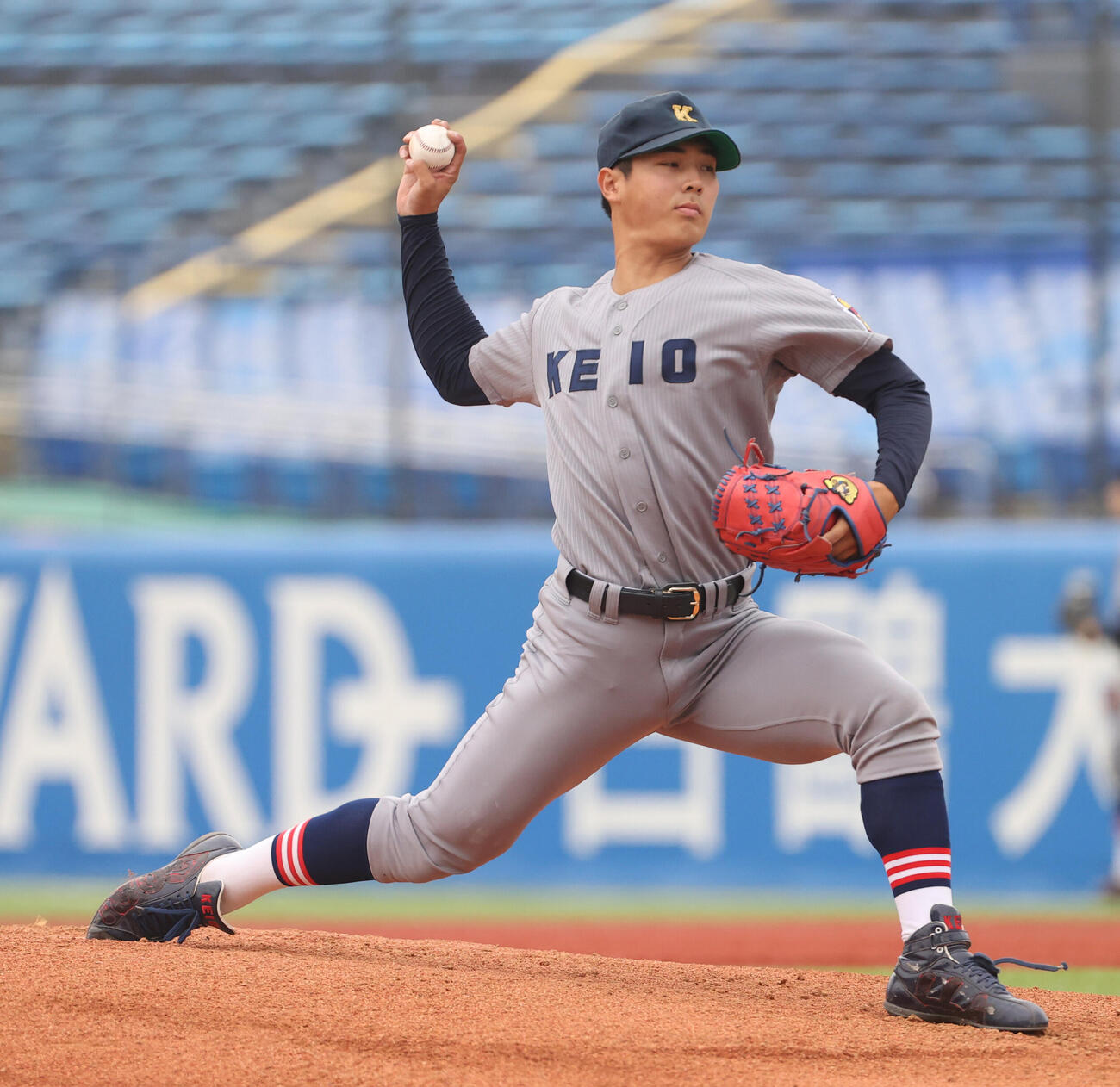 東京6大学野球　東大対慶大　6回を投げ1安打の好投した慶大・広池浩成（撮影・柴田隆二）