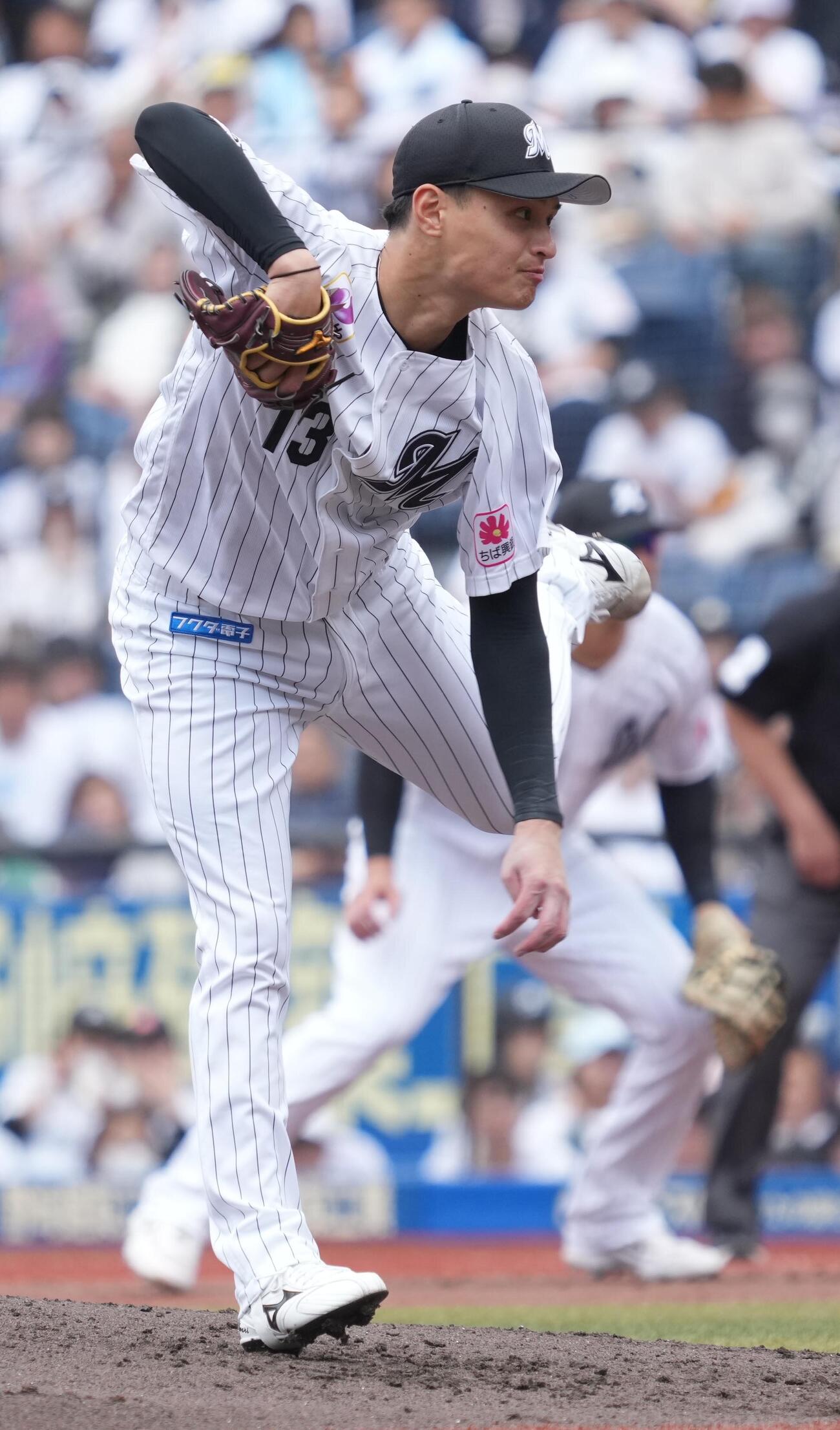 ロッテ対西武　ロッテ先発の毛利海大（撮影・小沢裕）
