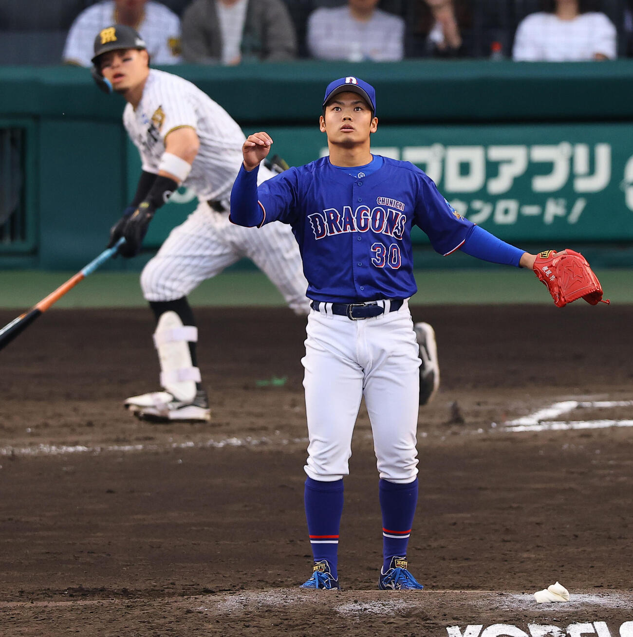 2026年4月19日　阪神対中日　7回裏阪神無死、根尾昂は佐藤輝明にソロ本塁打を浴びる