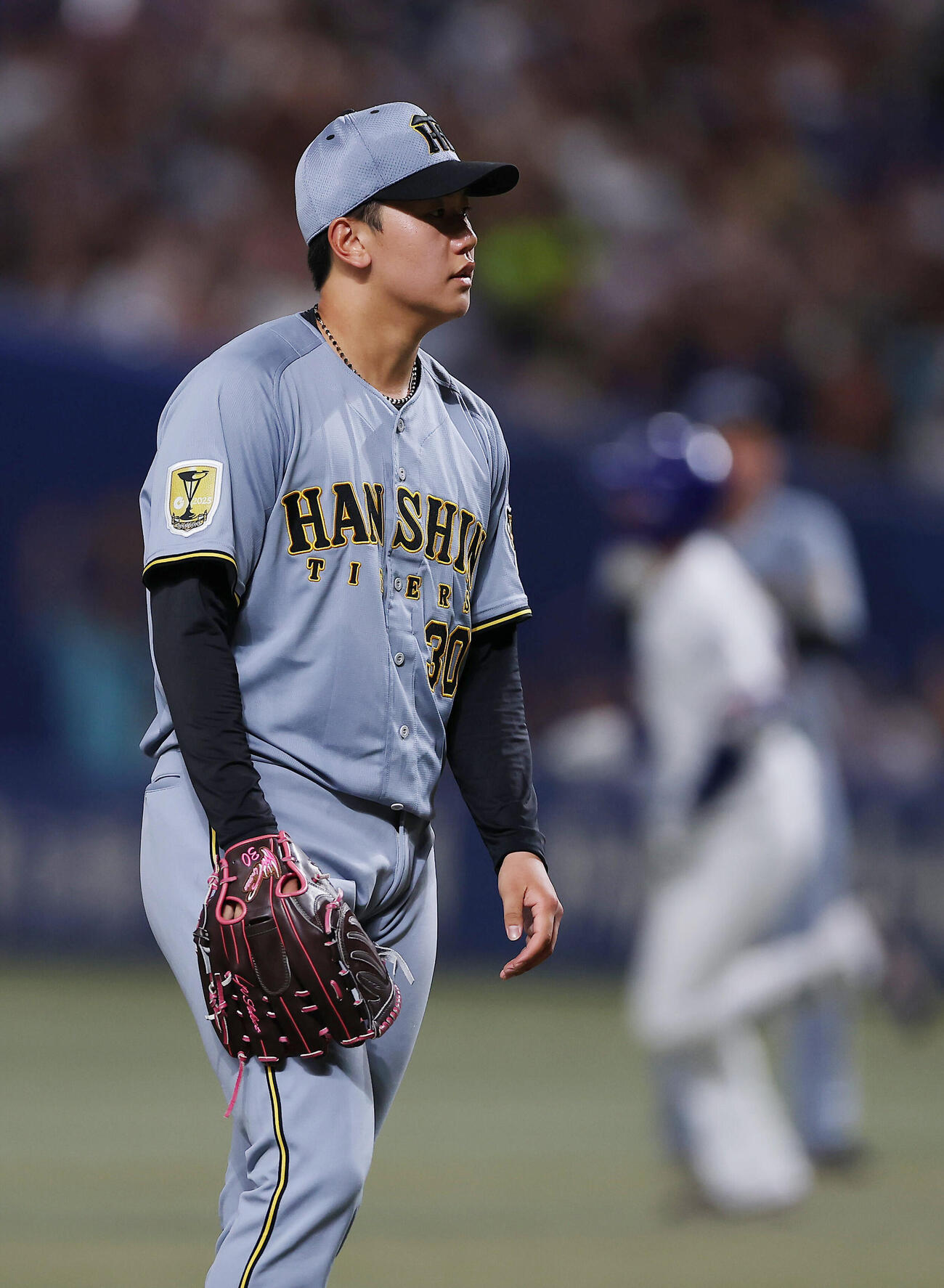中日対阪神　5回裏中日1死、石伊雄太に本塁打を浴びた門別啓人（撮影・前田充）