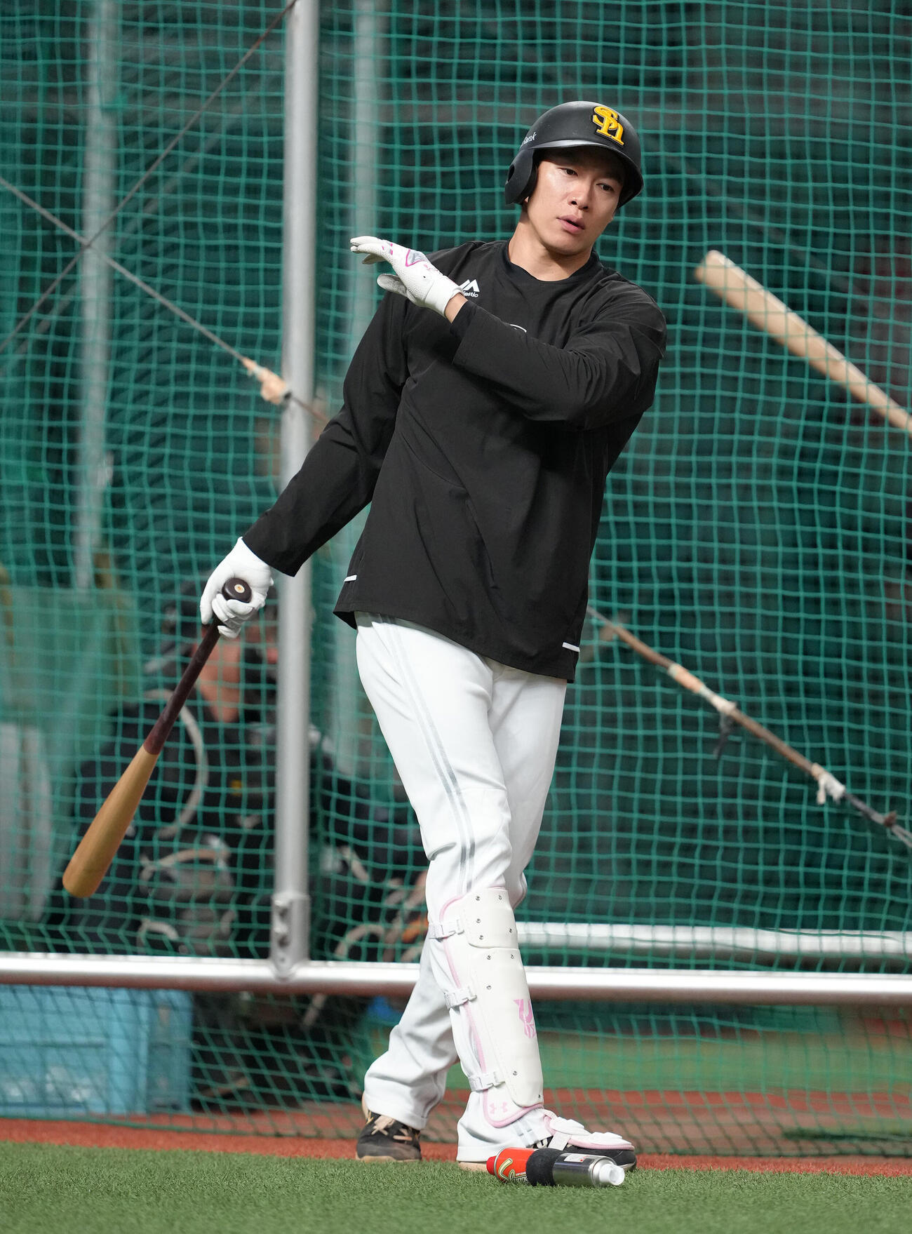 西武対ソフトバンク　試合前、打撃練習するソフトバンク柳田悠岐　（撮影・足立雅史）