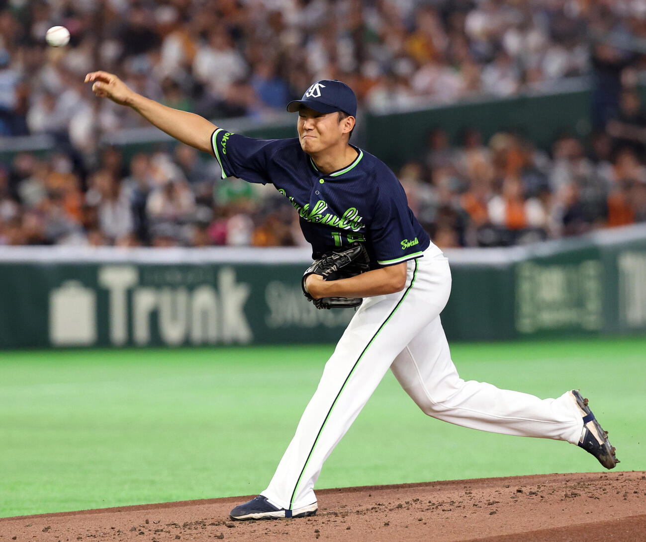 巨人対ヤクルト　力投するヤクルト先発の奥川恭伸（撮影・浅見桂子）