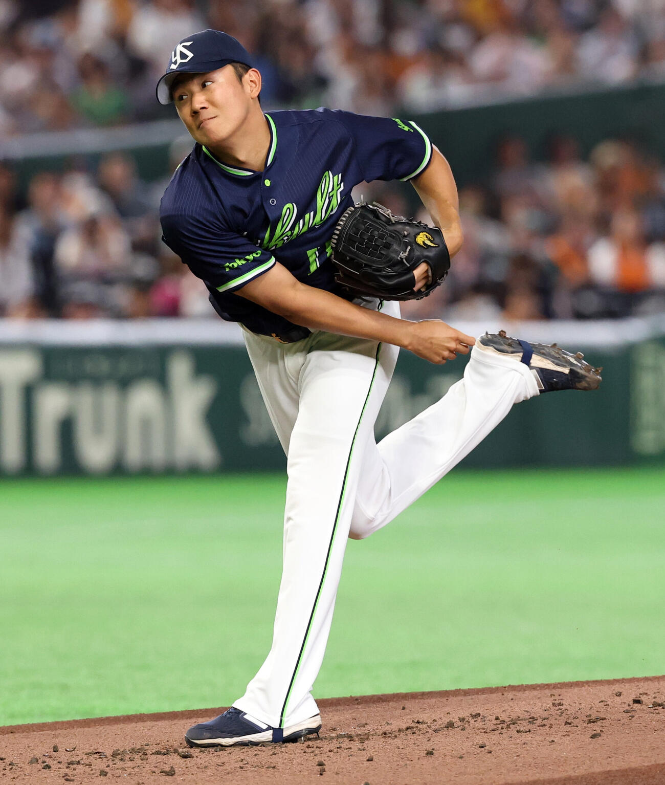 巨人対ヤクルト　力投するヤクルト先発の奥川恭伸（撮影・浅見桂子）