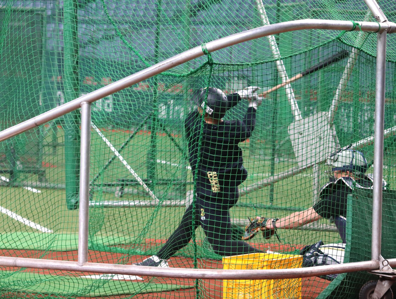 オリックス対ロッテ　午後0時半に早出特打よりも早い、個別のフリー打撃を行ったオリックス森友哉（2026年4月撮影）