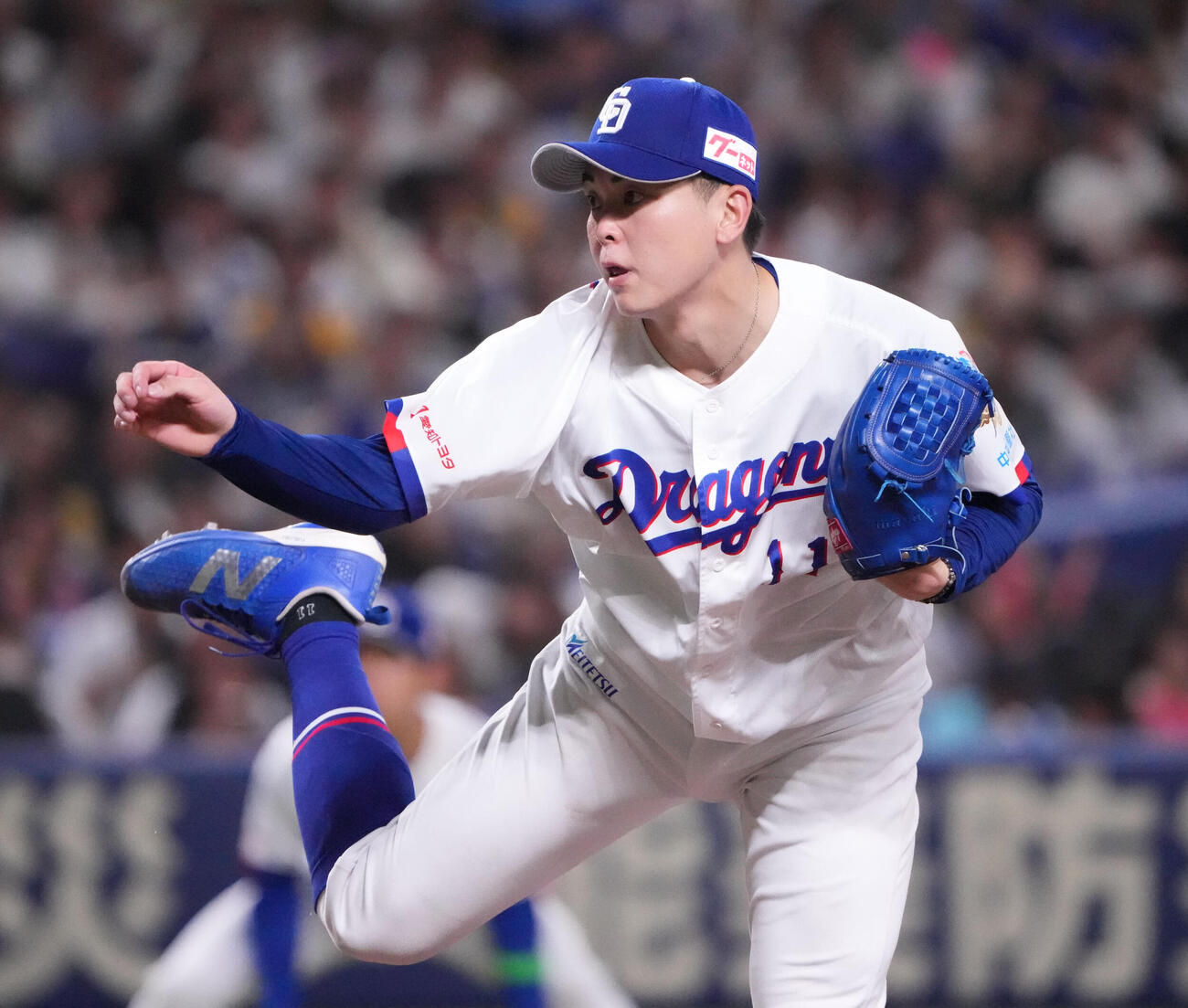 中日対阪神　6回表、力投する中日先発の中西聖輝（撮影・森本幸一）