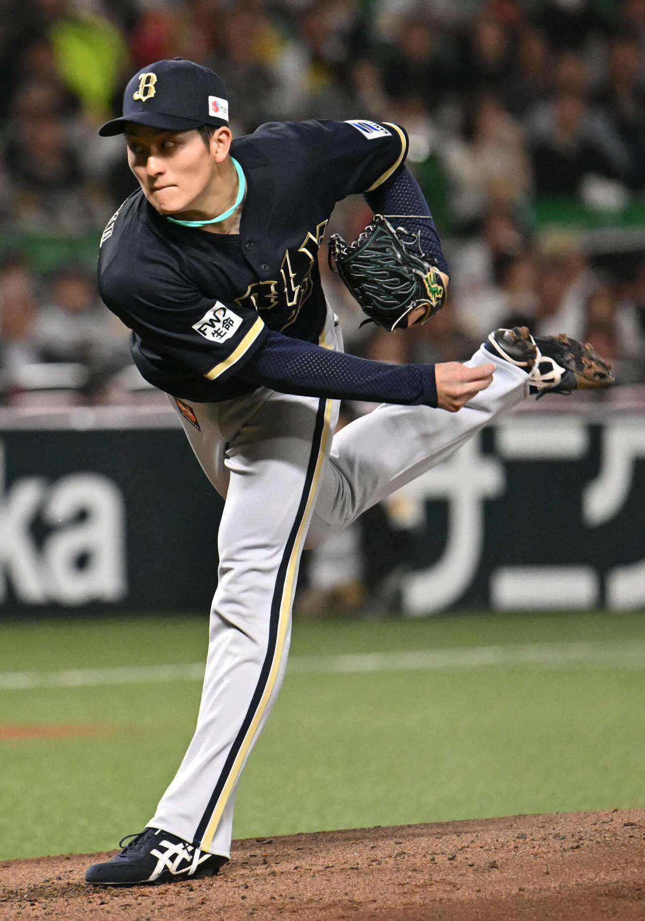 ソフトバンク対オリックス　オリックス先発の高島（撮影・林敢治）