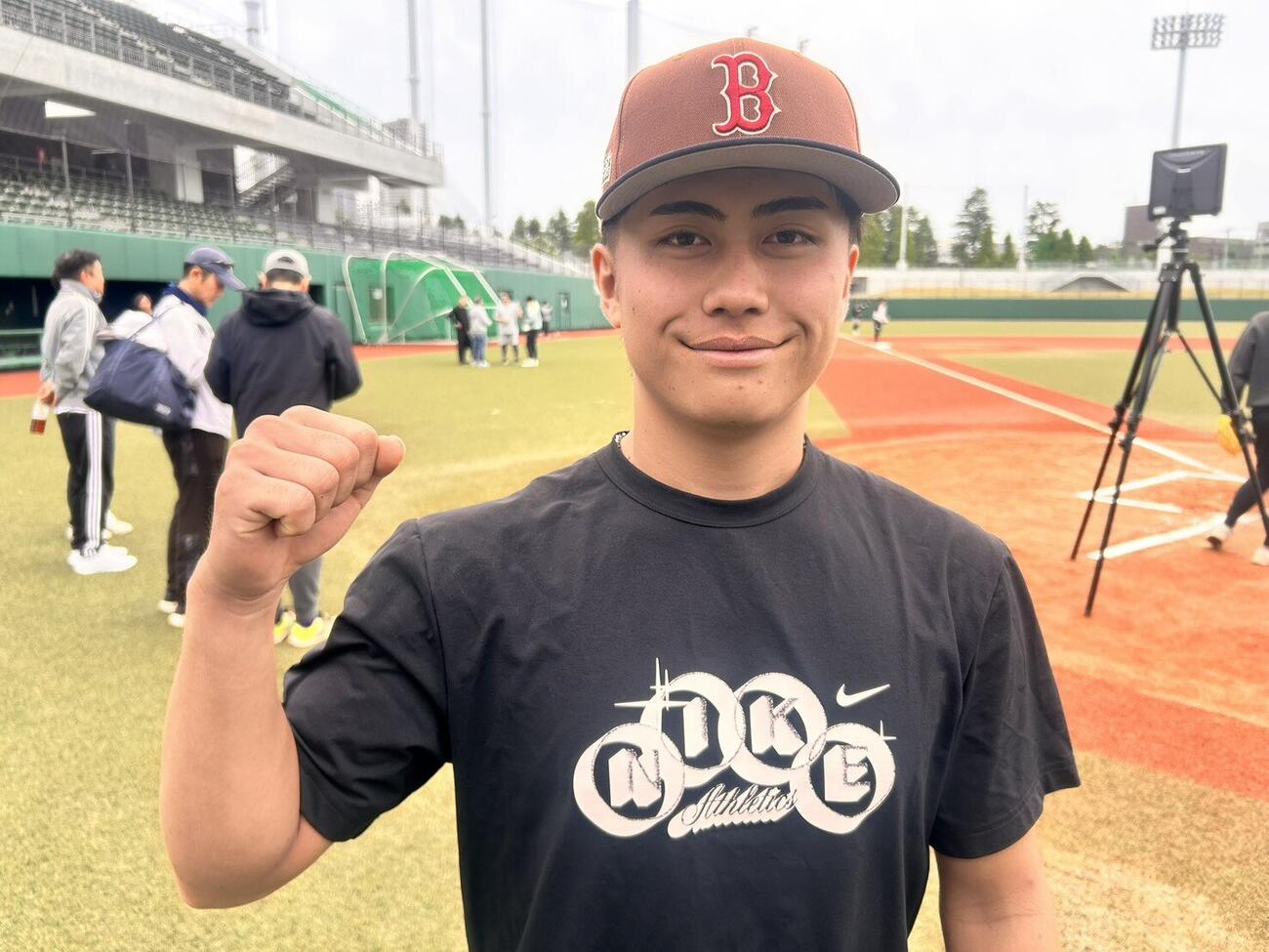 エナジックスポーツから米サクラメント州立大に進学するイーマン（撮影・平山連）