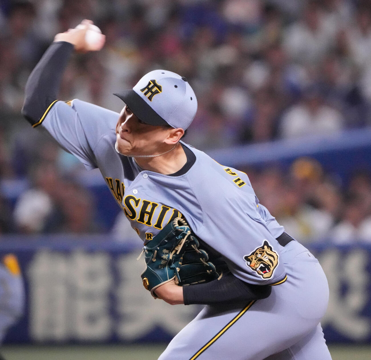 中日対阪神　1回裏　登板する阪神先発の早川太貴（撮影・森本幸一）