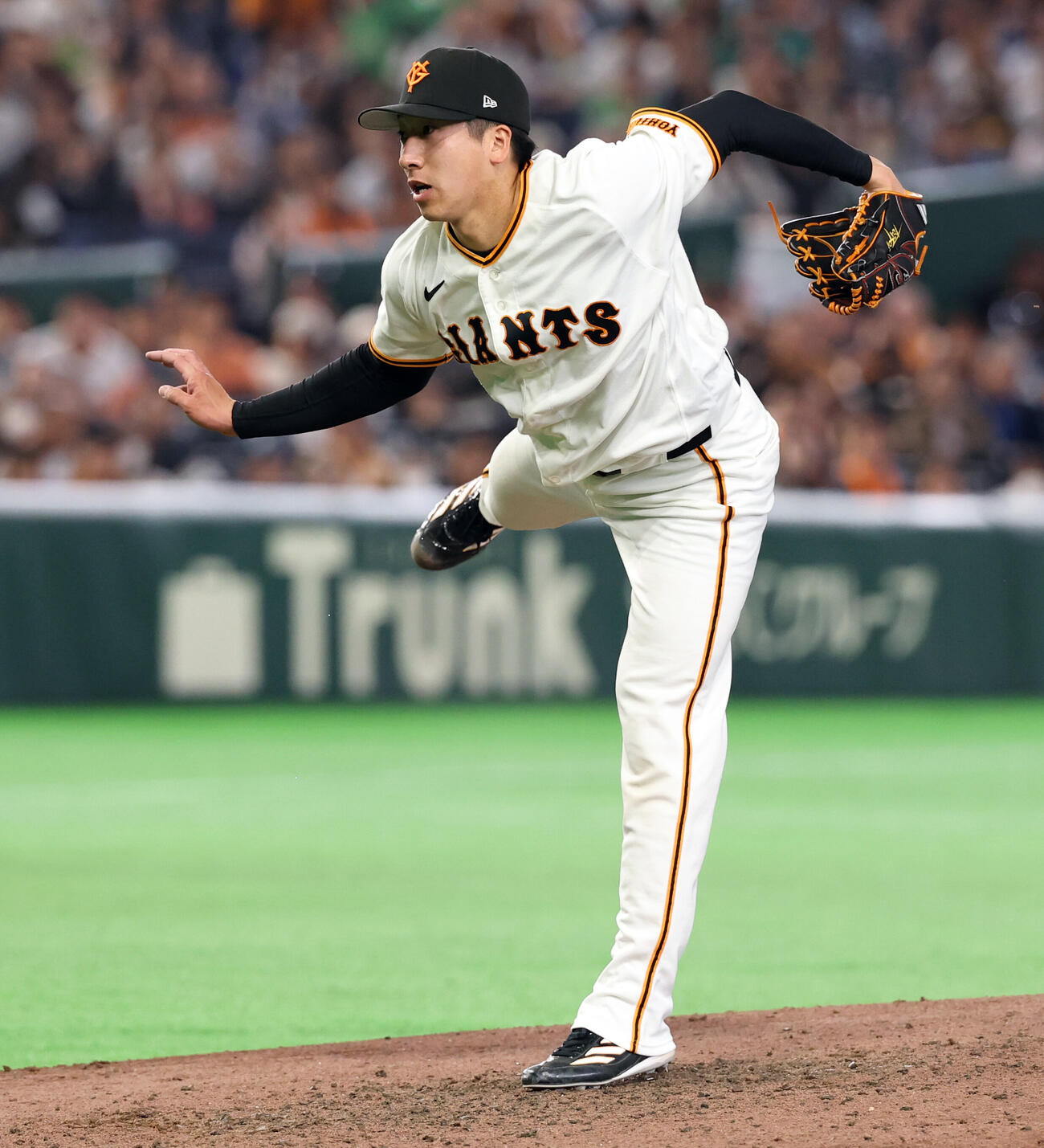 巨人対ヤクルト　8回表ヤクルトの攻撃を抑えた大勢（撮影・浅見桂子）
