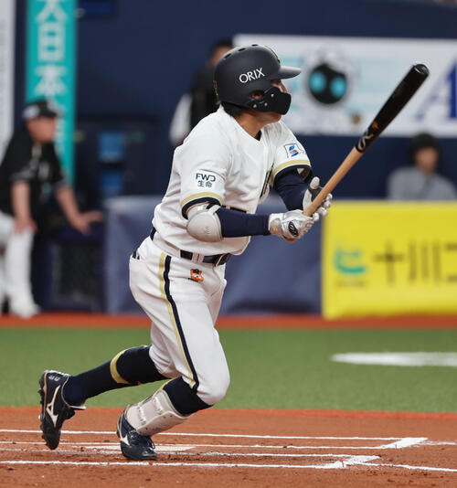 【オリックス】支配下復帰した宜保翔「7番二塁」で１軍実戦復帰　初安打、初盗塁もマーク
