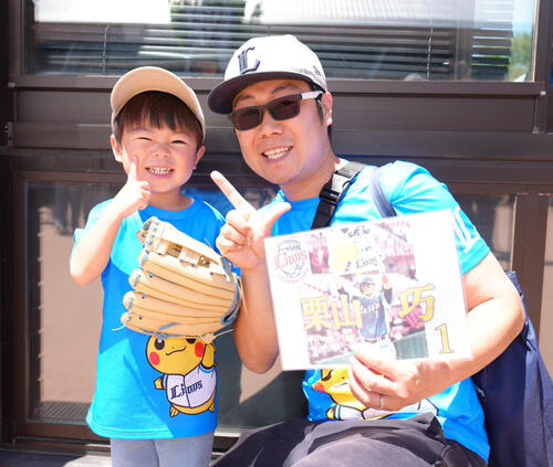 西武】流血ファインプレーの西川愛也、子どもたちに贈られた「愛也