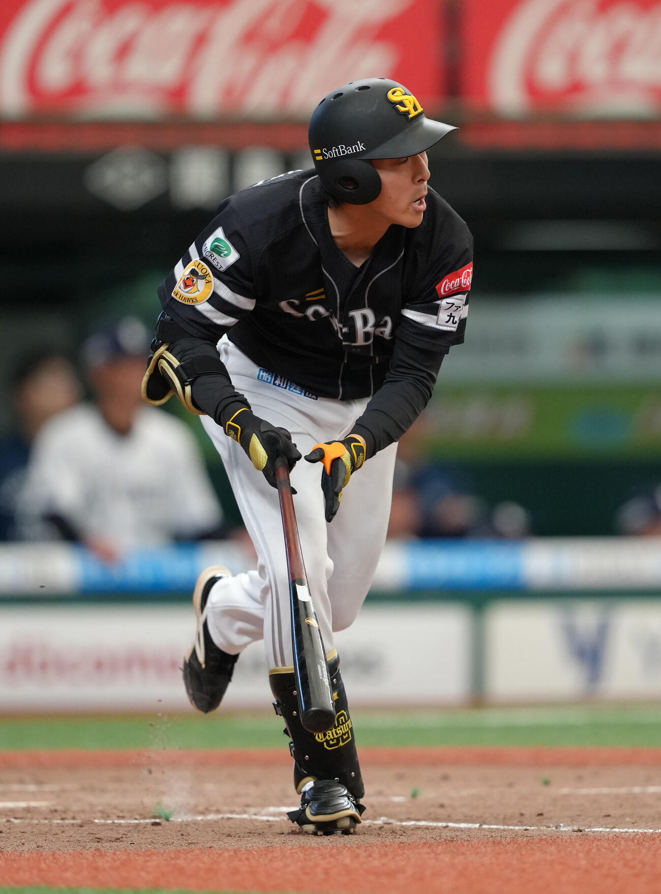 西武対ソフトバンク　5回表ソフトバンク1死満塁、柳町達は2点適時二塁打を放つ（撮影・足立雅史）
