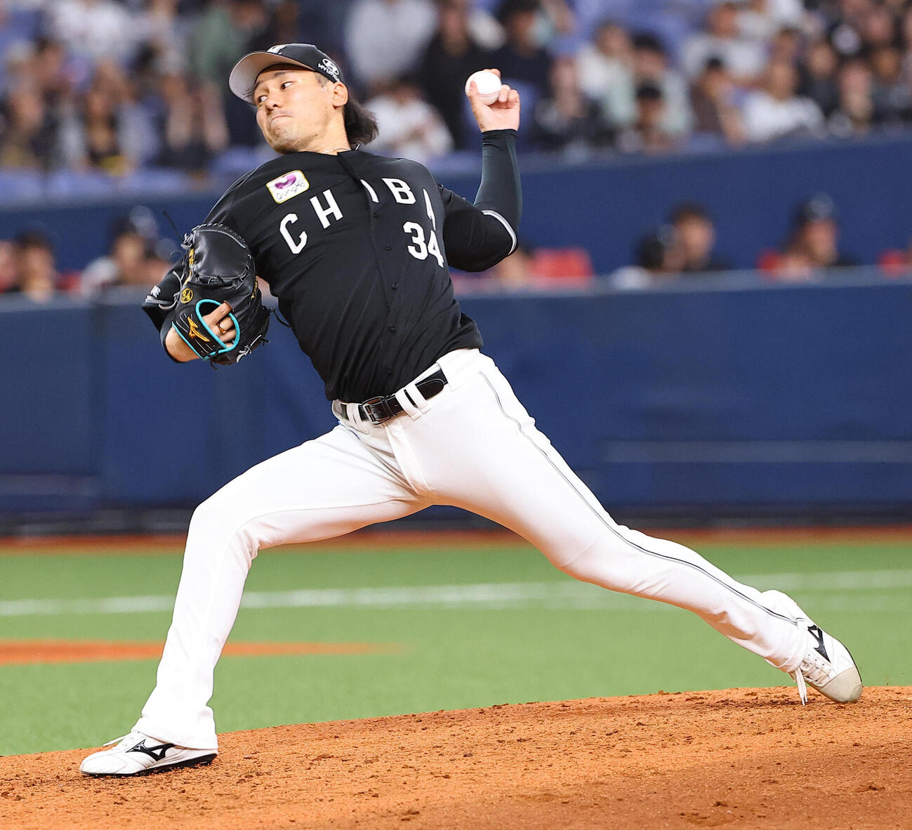 オリックス対ロッテ　ロッテ2番手の高野脩汰（撮影・上田博志）