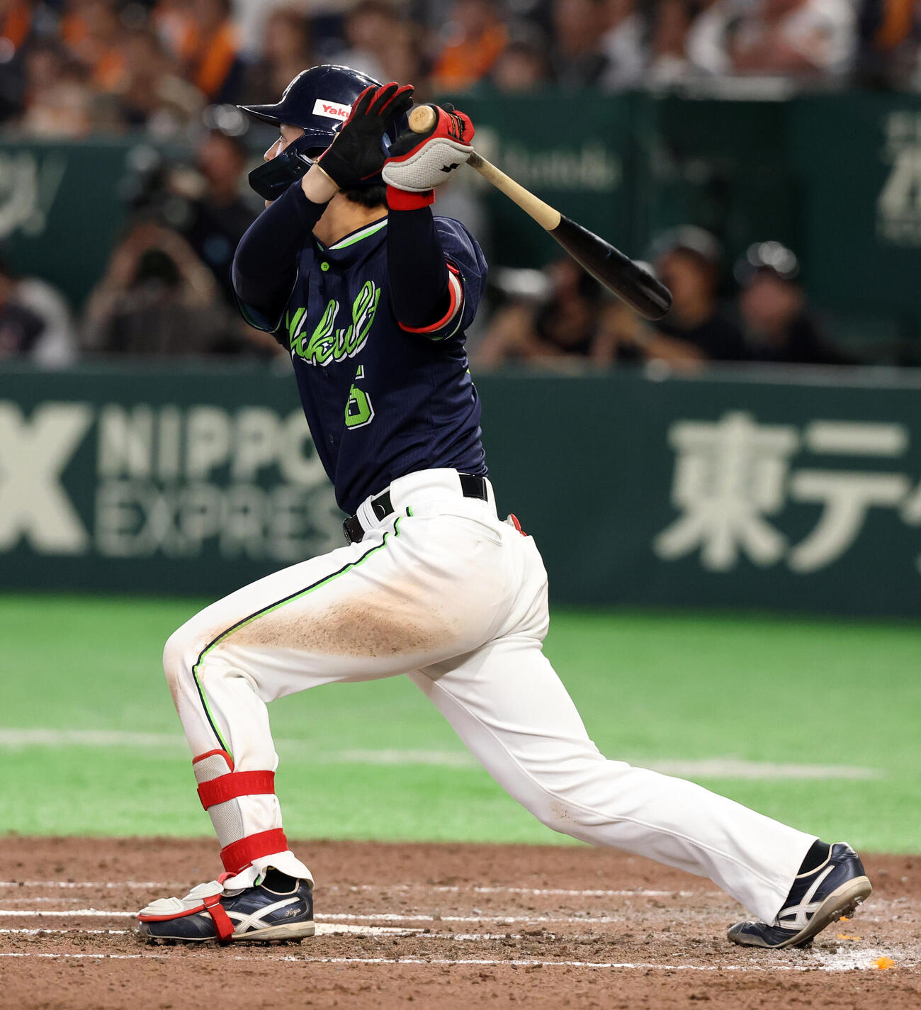 巨人対ヤクルト　7回表ヤクルト2死二、三塁、鈴木叶は2点適時三塁打を放つ　（撮影・浅見桂子）