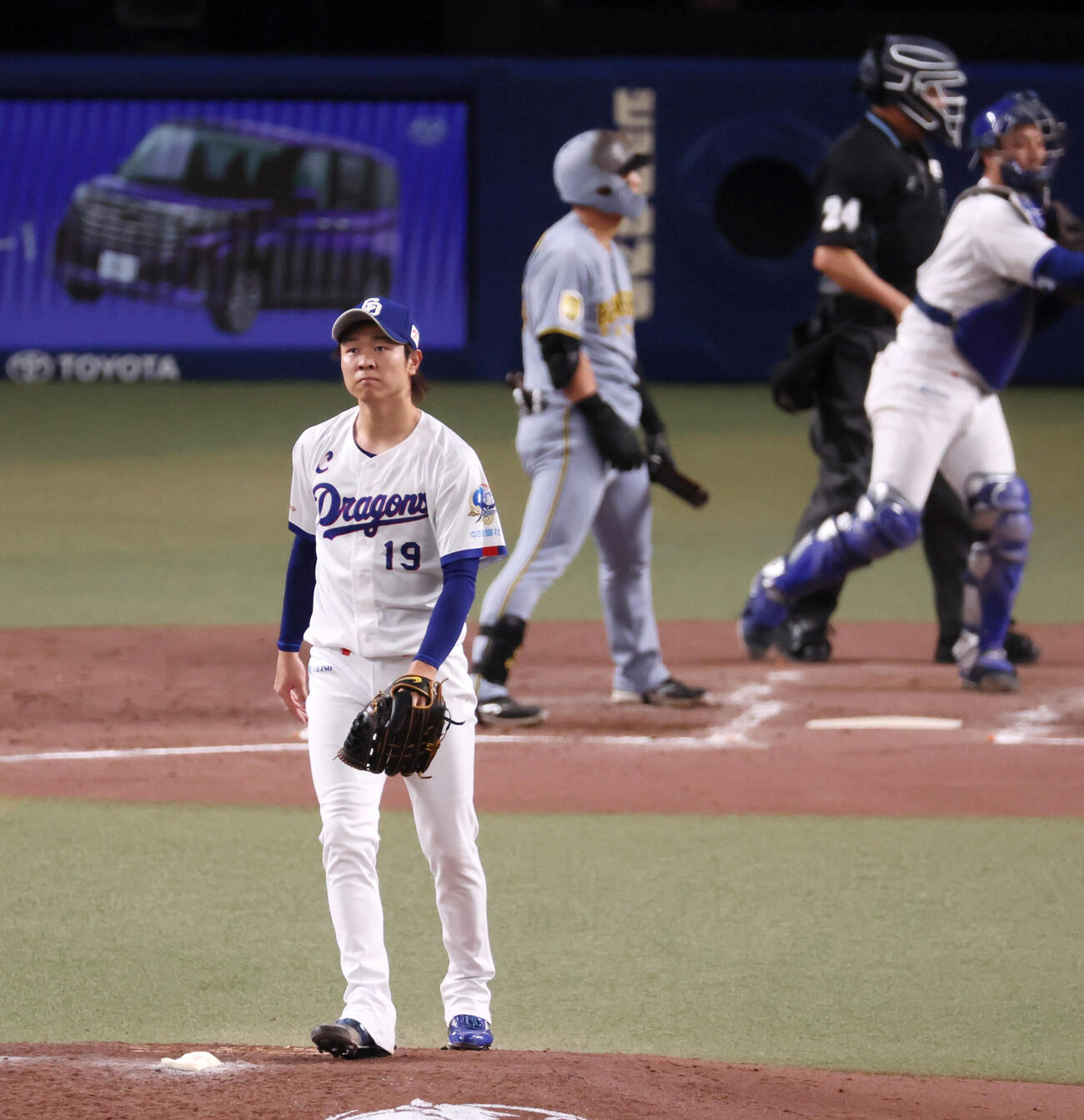 中日対阪神　5回表阪神無死、高橋宏斗は前川右京を三振に仕留める（撮影・加藤哉）