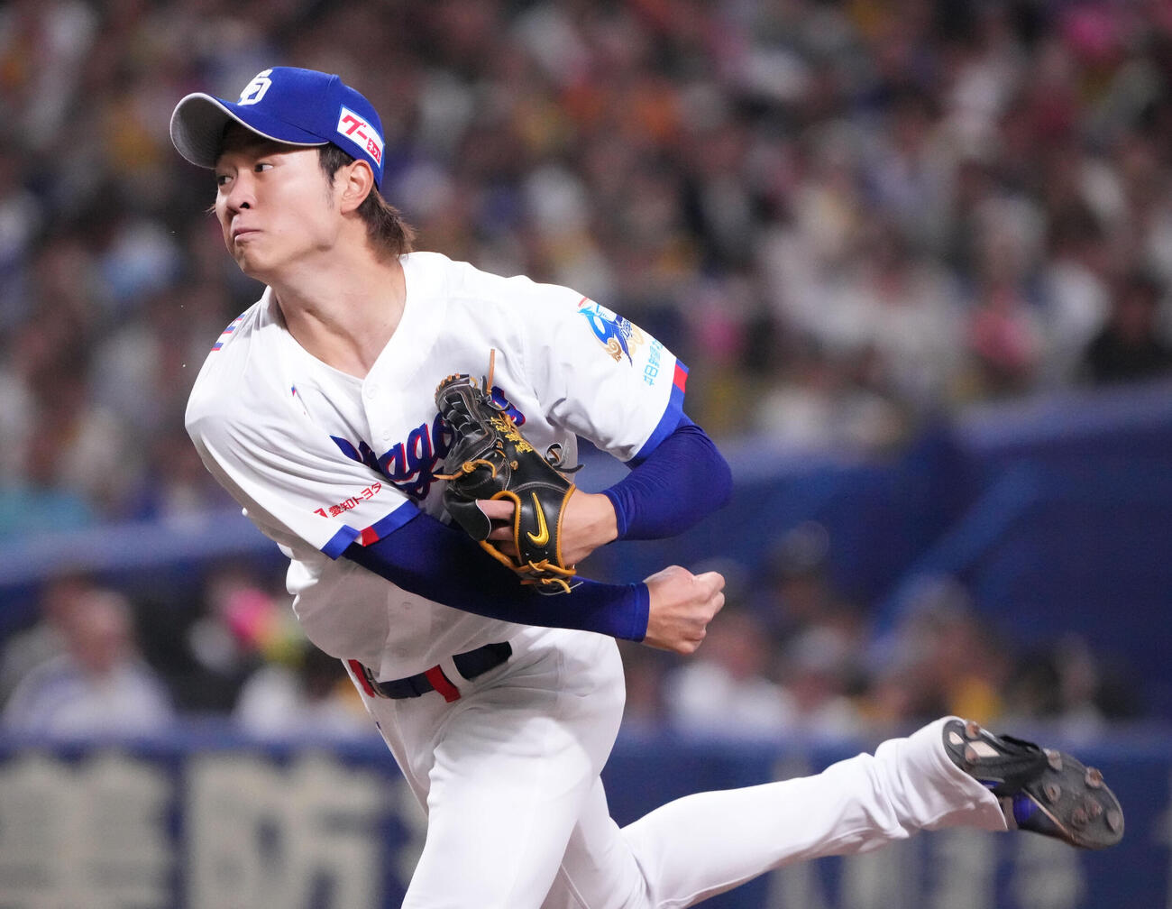 中日対阪神　1回表、登板する中日先発の高橋宏斗（撮影・森本幸一）