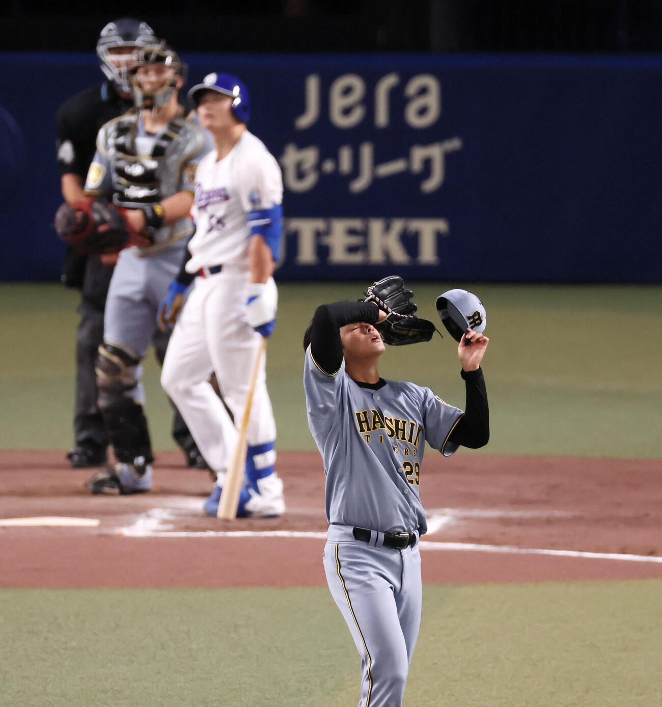 中日対阪神　7回裏中日1死、高橋遥人は細川成也を三振に仕留める（撮影・加藤哉）