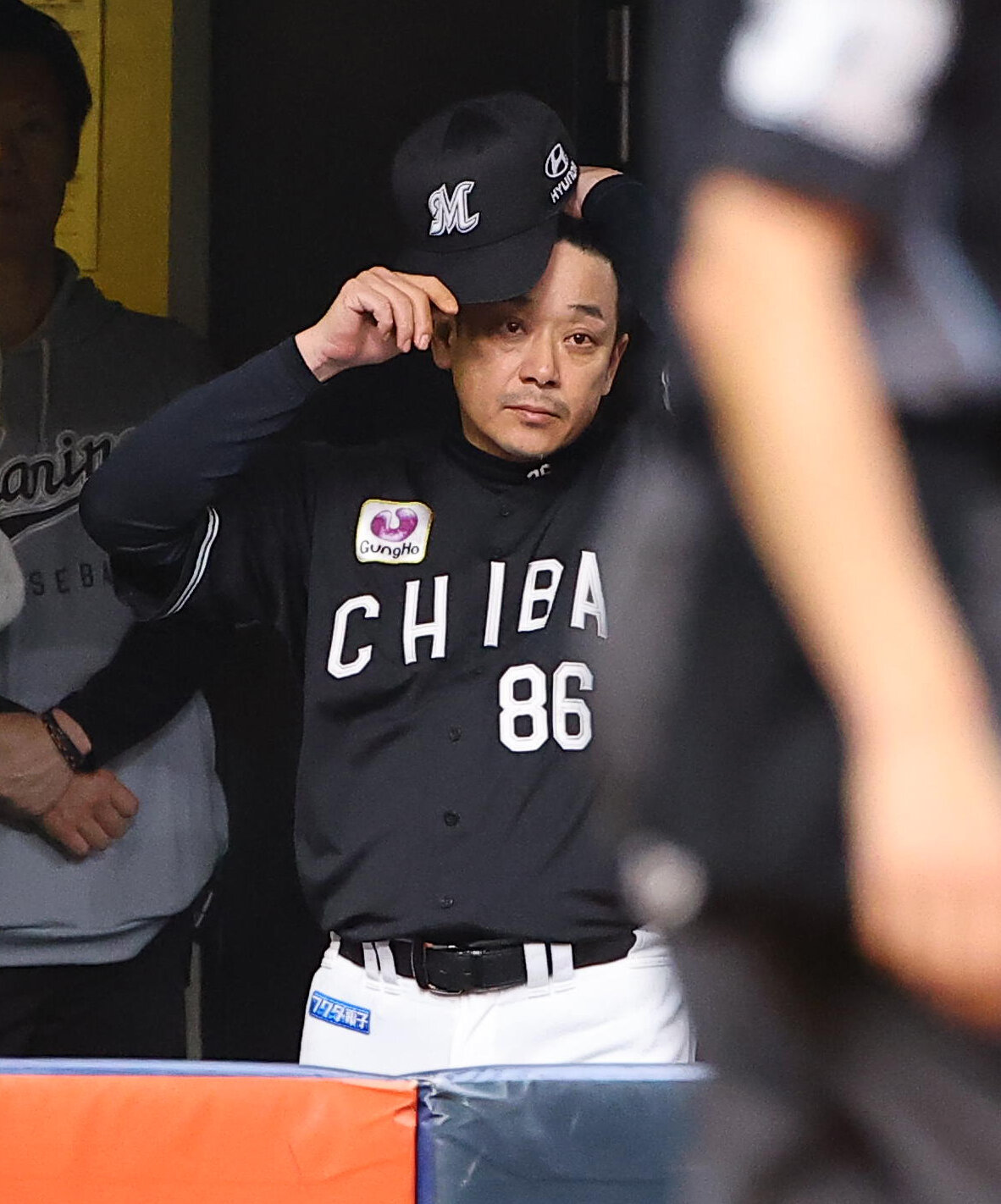 オリックス対ロッテ　ベンチで戦況を見守るサブロー監督（撮影・上田博志）