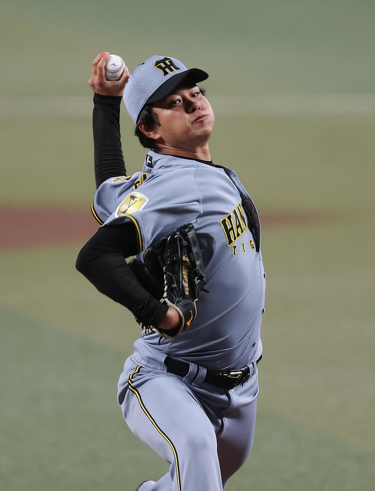 中日対阪神　力投する阪神先発の高橋遥人（撮影・前田充）