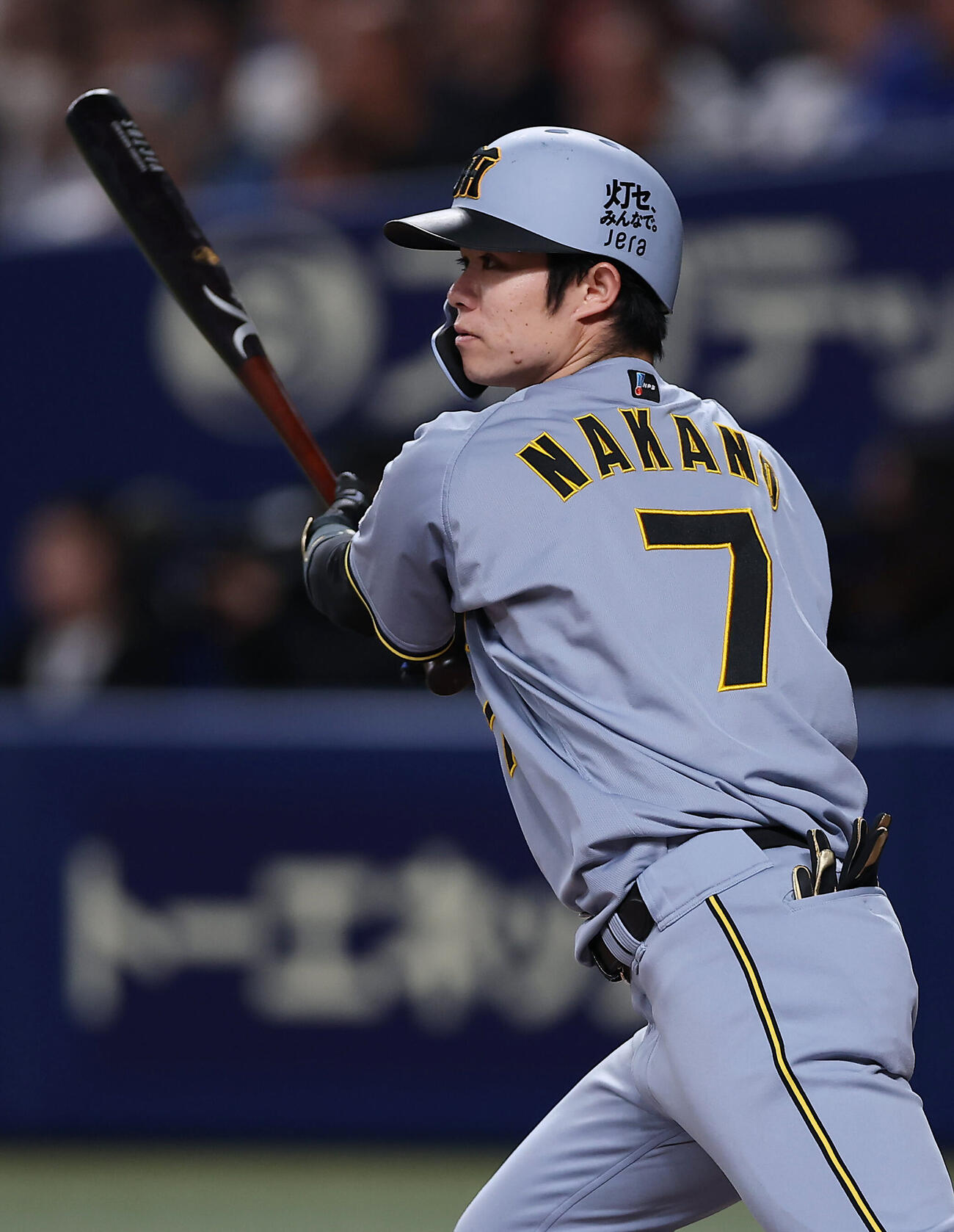 中日対阪神　8回表阪神1死、中前打を放つ中野拓夢（撮影・前田充）