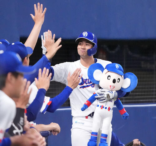 【母の日】中日石伊雄太　大学で野球をやめようと…母から「続けてほしい」ここまで来られて感謝