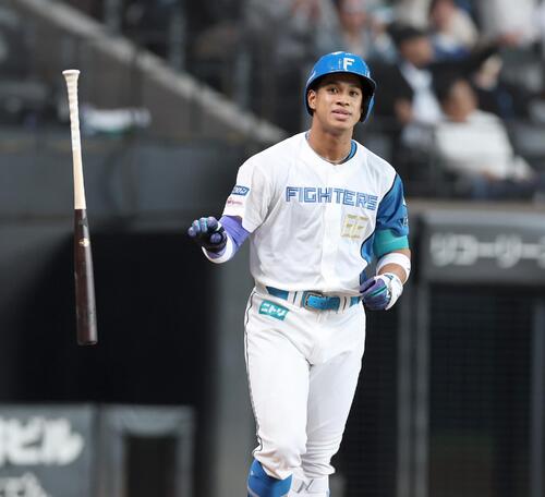 ３割打者３人に減少　本塁打は万波中正が両リーグ１位　OPSは…／パ・打撃トップ５一覧