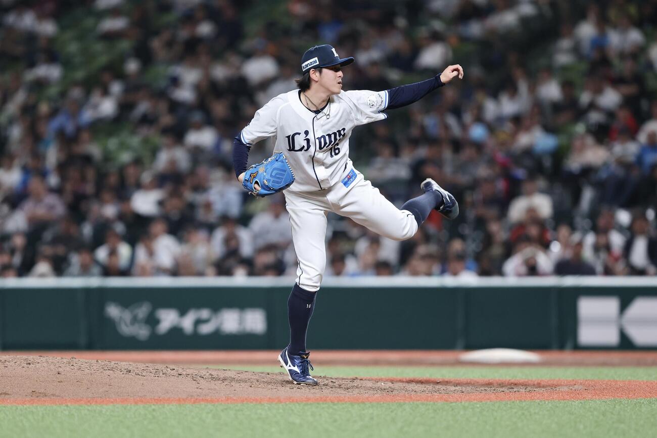 西武対楽天　7回表、力投する隅田知一郎（撮影・河田真司）