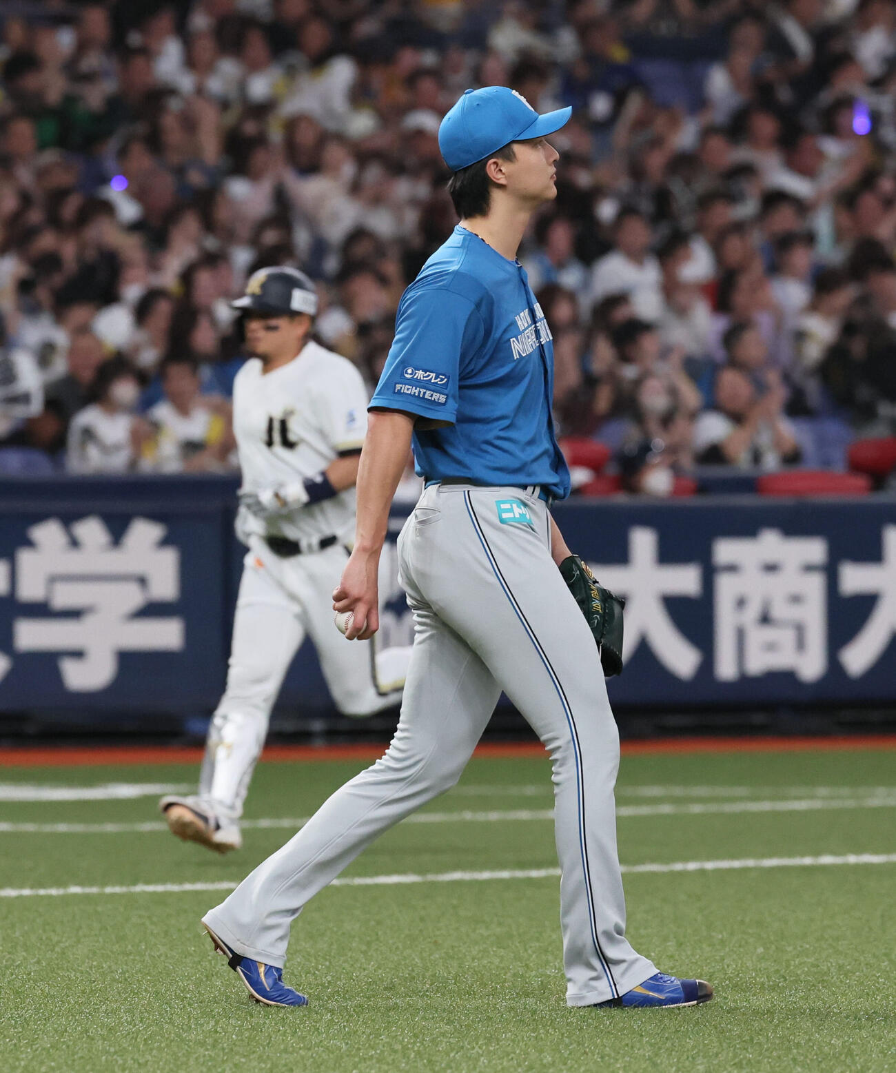 オリックス対日本ハム　4回裏オリックス無死一塁、達孝太は森友哉に逆転2点本塁打を浴びる（撮影・宮崎幸一）
