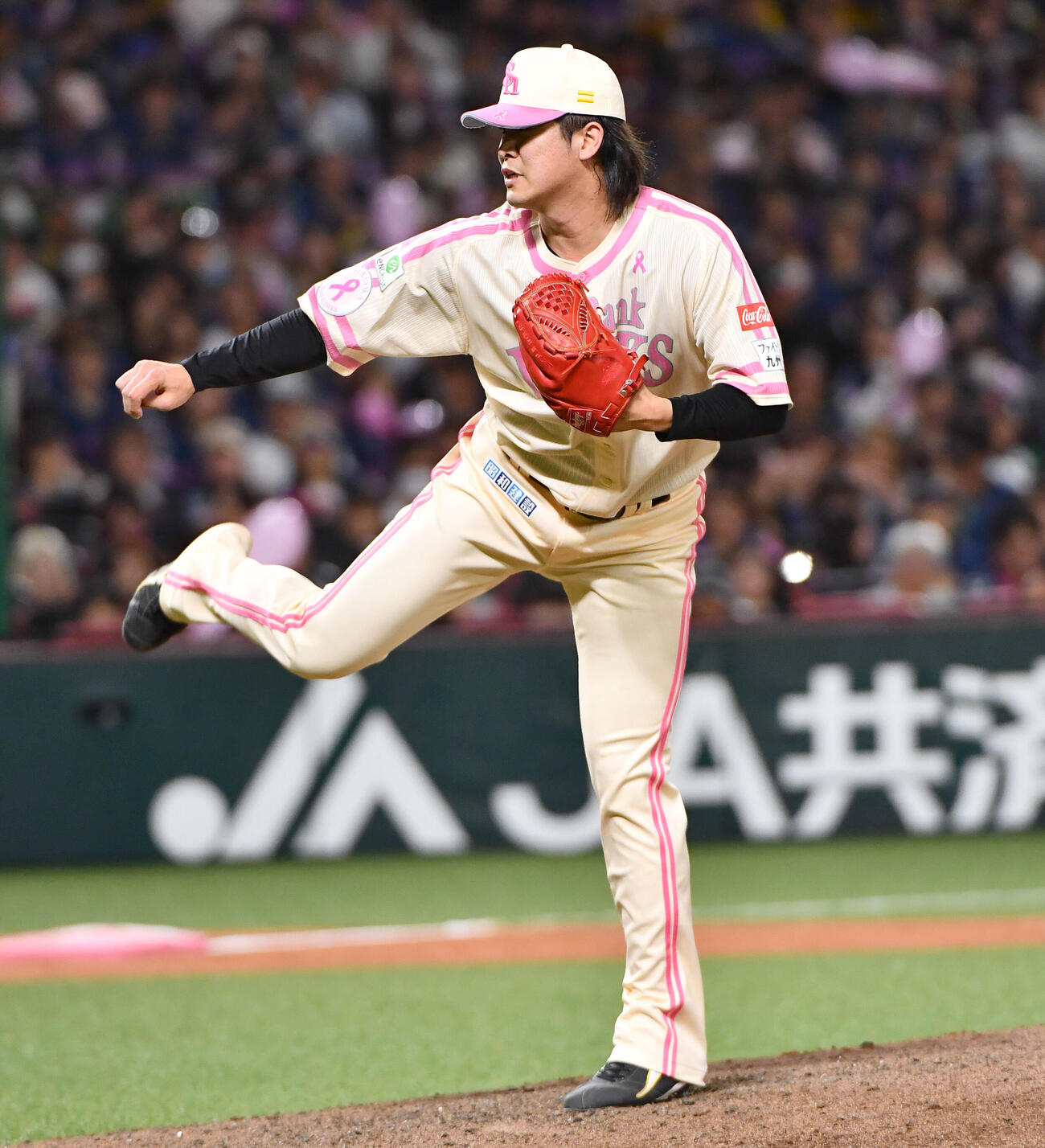 ソフトバンク対ロッテ　7回表から登板した、ソフトバンク3番手の杉山一樹（撮影・岩下翔太）