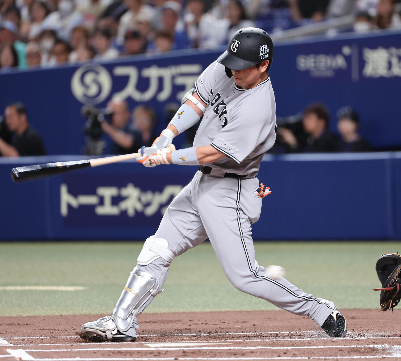 中日対巨人　2回表巨人1死、5番大城卓三は三振（撮影・西尾就之）