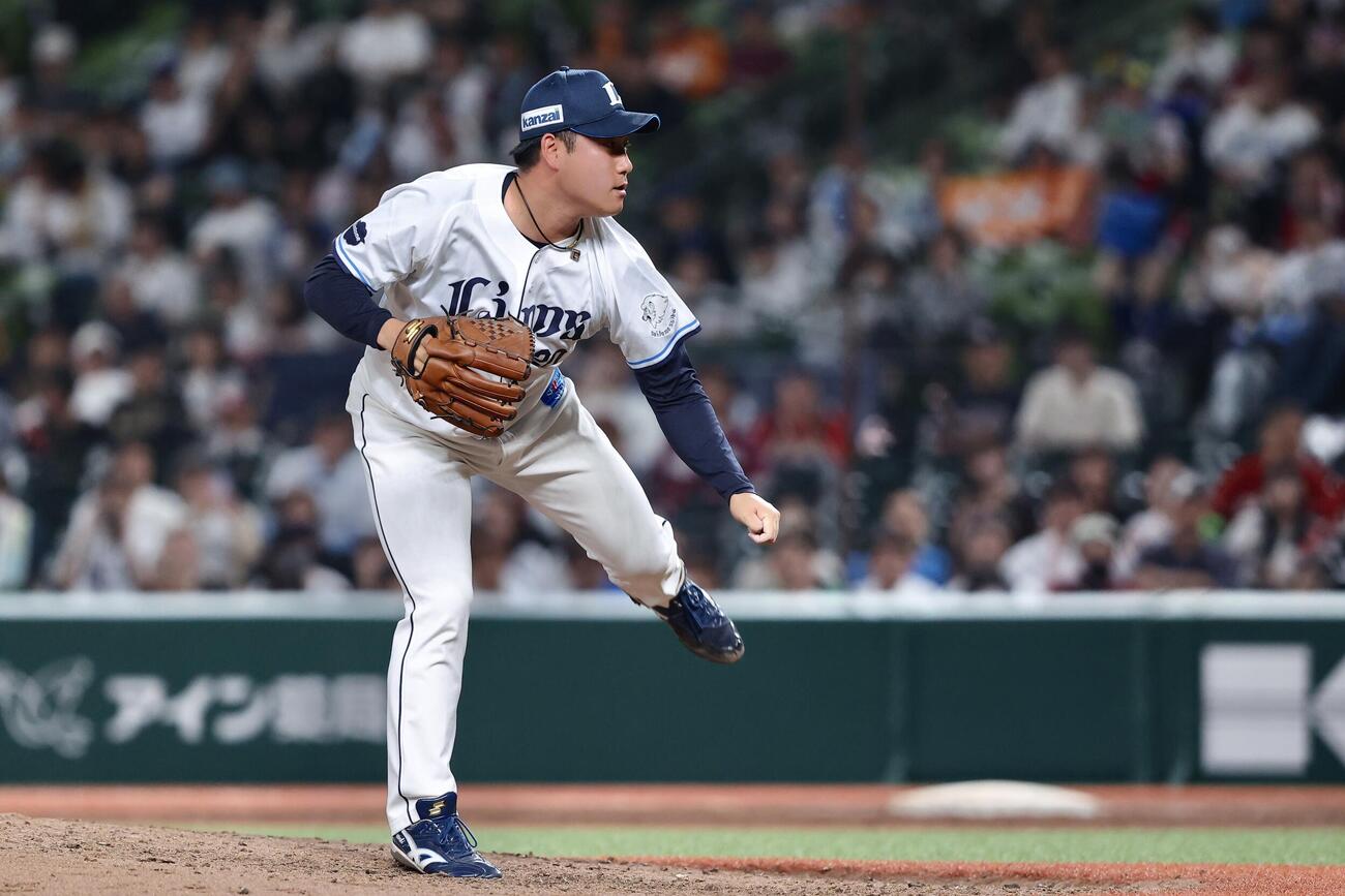 西武対楽天　9回表、力投する岩城颯空（撮影・河田真司）