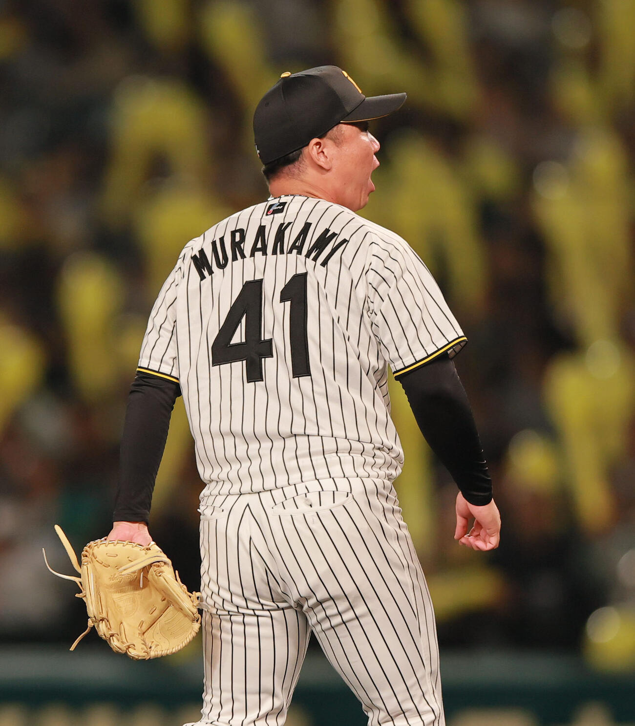 阪神対DeNA 7回表DeNA2死一、二塁、村上頌樹はクーパー・ヒュンメルを空振り三振に仕留める（撮影・上山淳一）